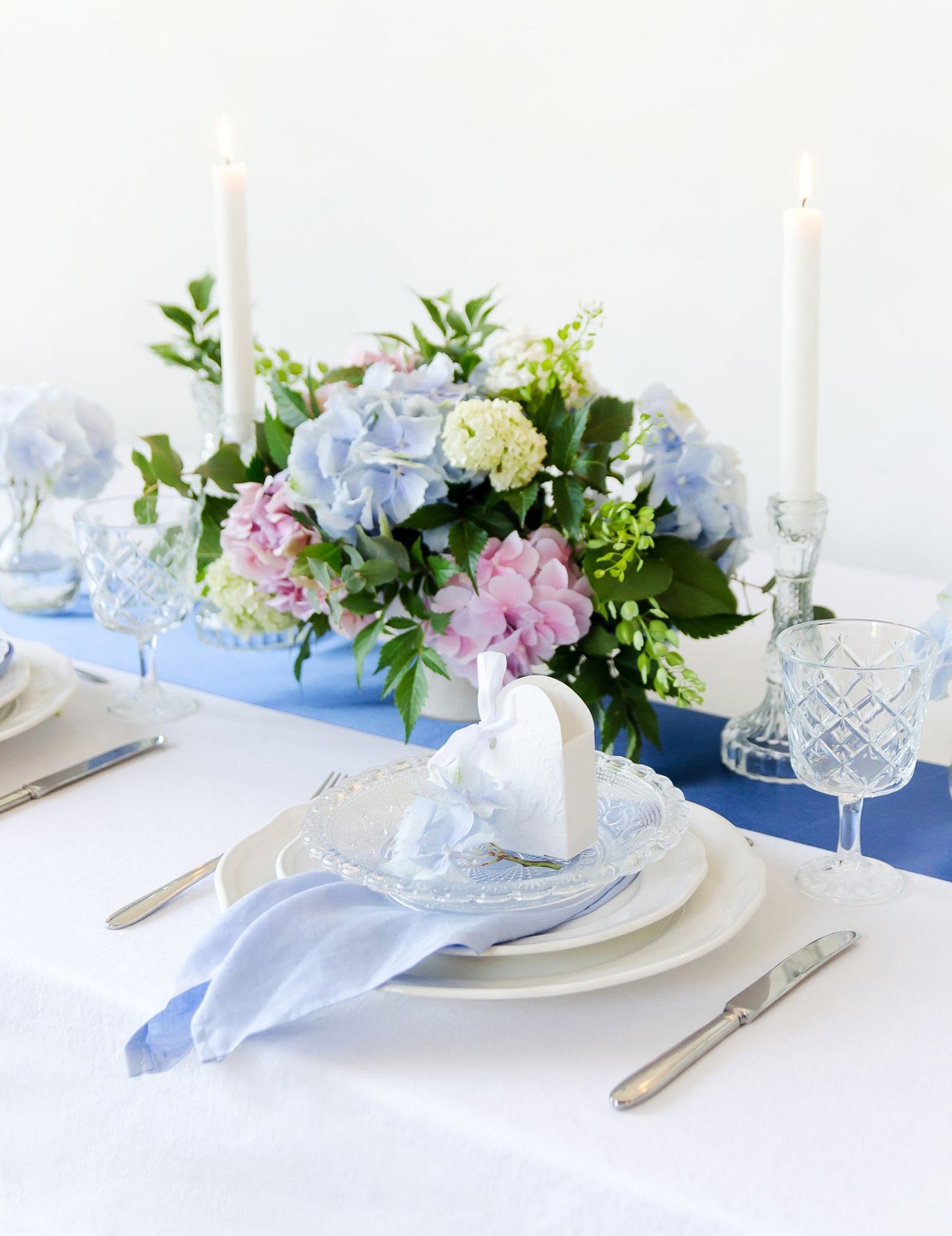 10 bijelih kartonskih kutija za poklone u obliku srca, 10 x 9 x 3 cm s arabeskama