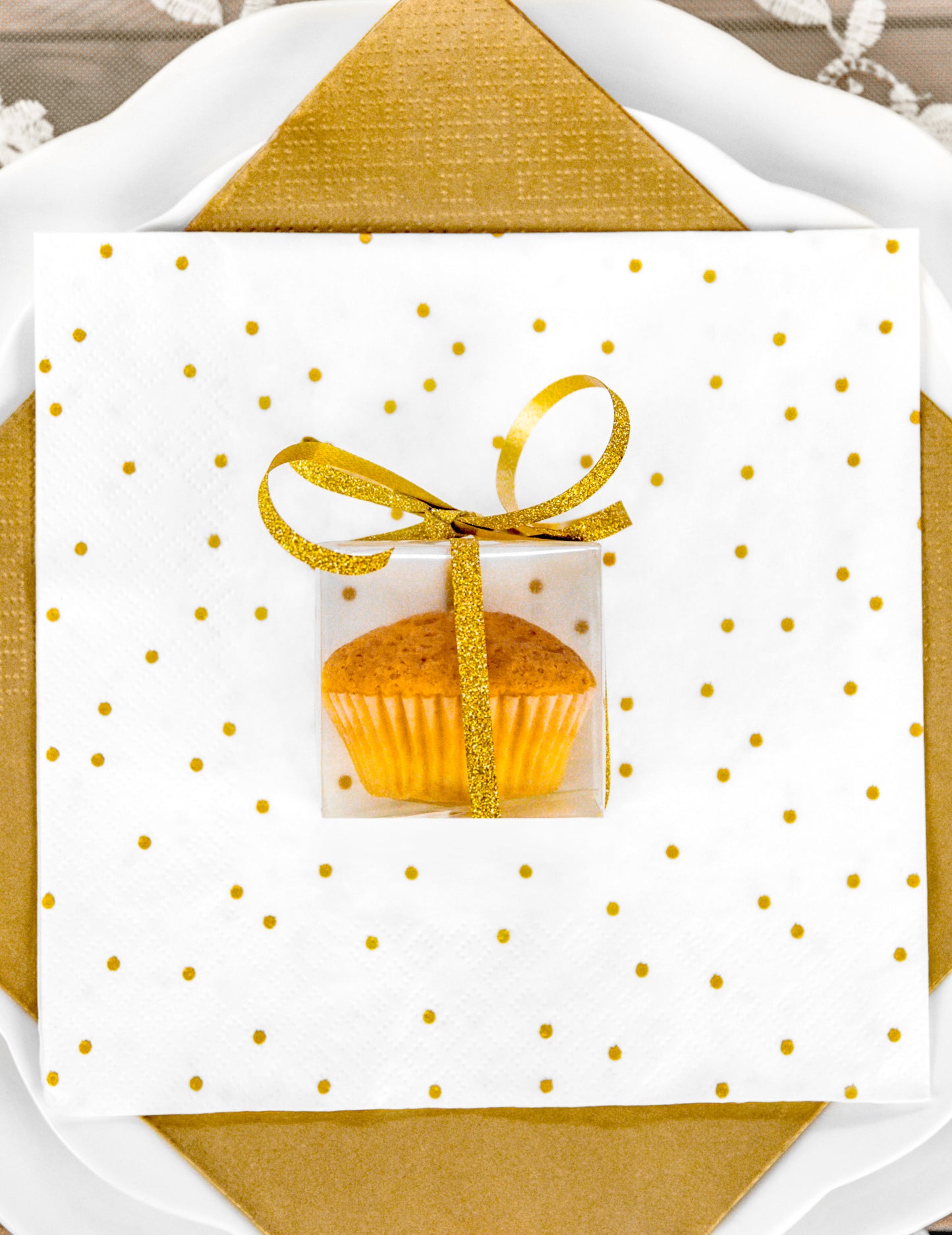 10 malih prozirnih kutija 5 x 5 x 5 cm za darove