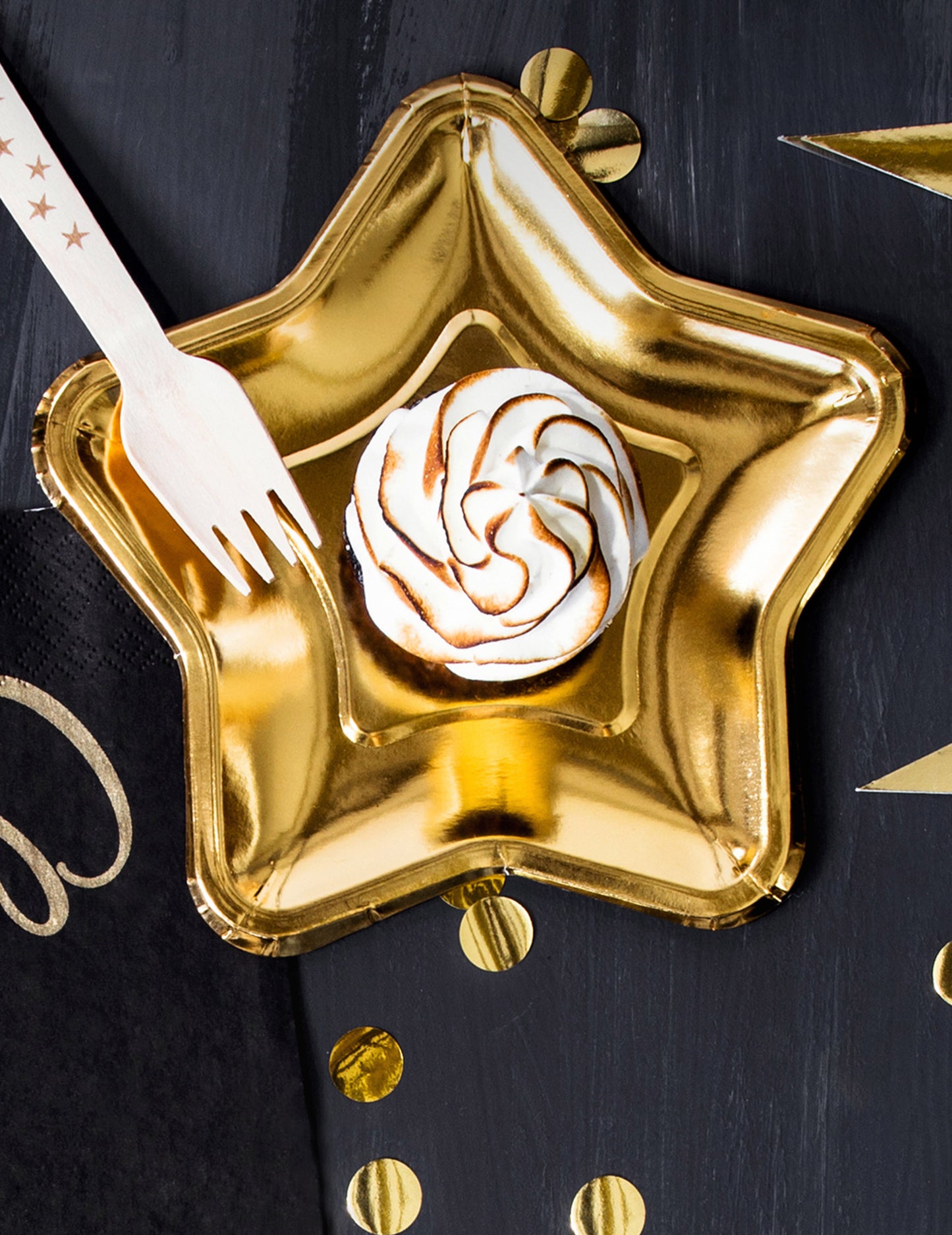 18 drvenih pribora za jelo u zlatnim zvijezdama 16 cm