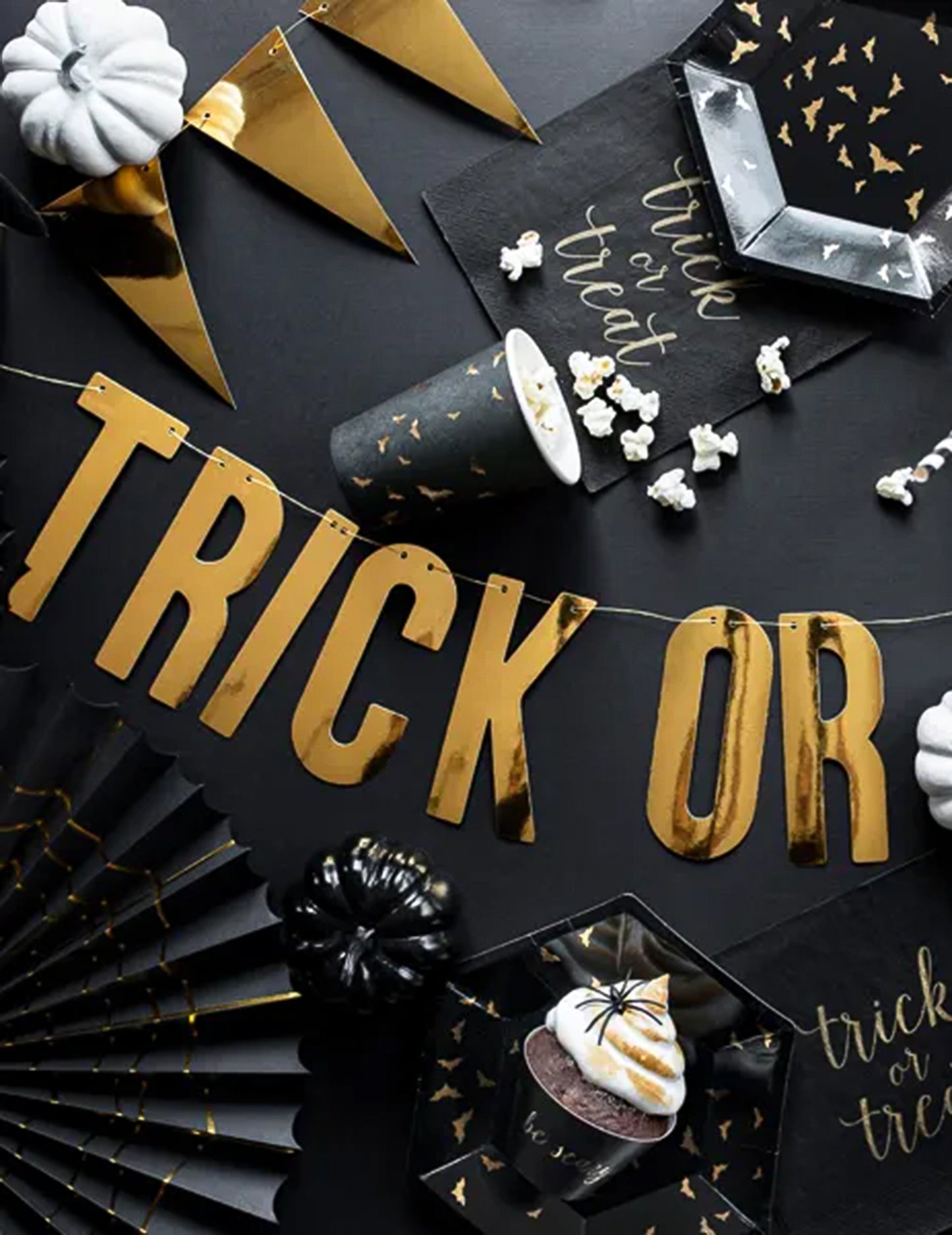 2 ukrasne crno-zlatne papirnate rozete u obliku pauka, veličine 32 i 40 cm za Noć vještica