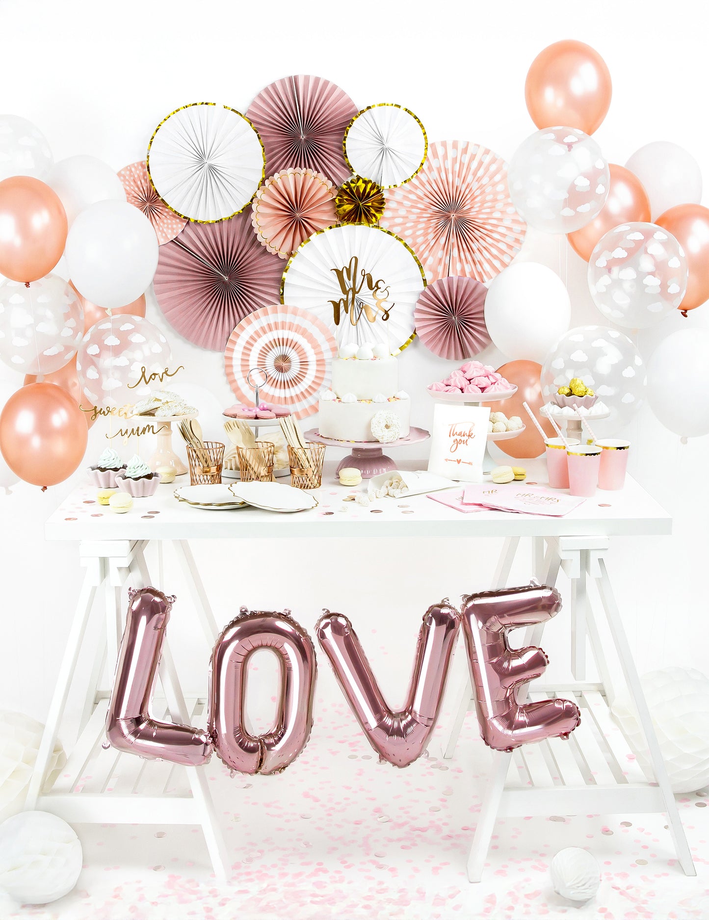 3 bijele i zlatne papirnate rozete, 40, 32 i 23 cm za ukras