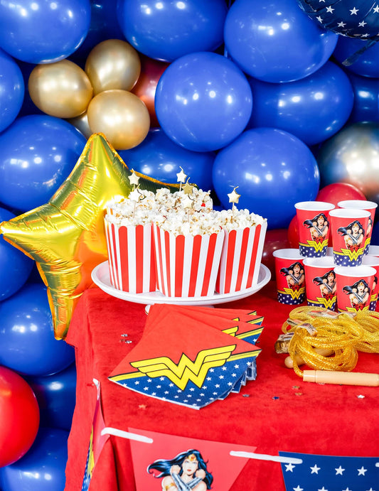 Décoration de table festive des 6 bougies sur pique étoiles pour gâteau dorées