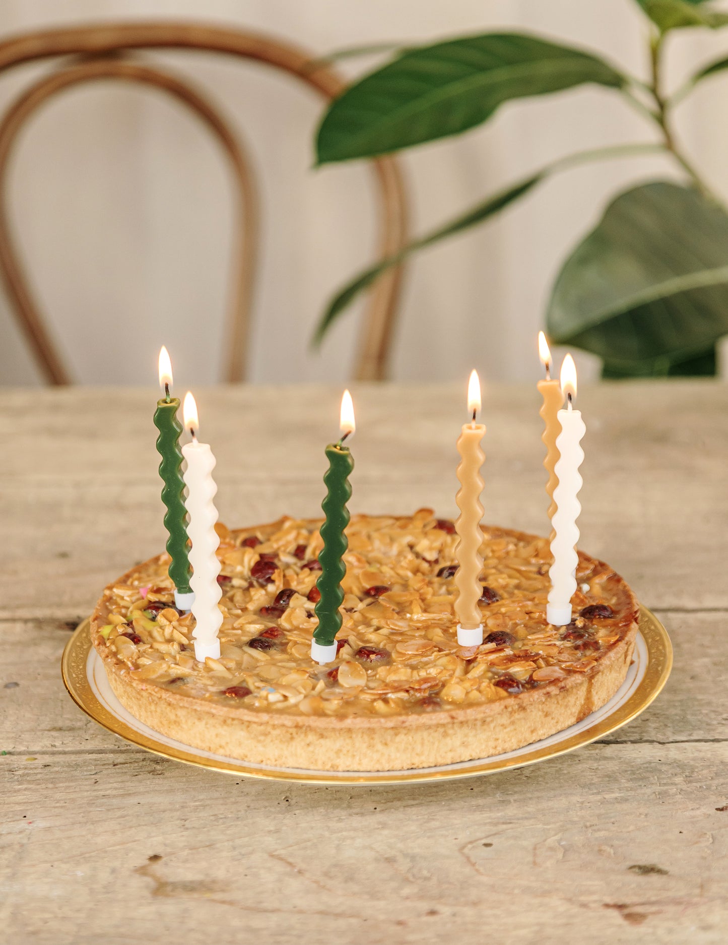 6 cik-cak svijeća za valovitu dekoraciju torte