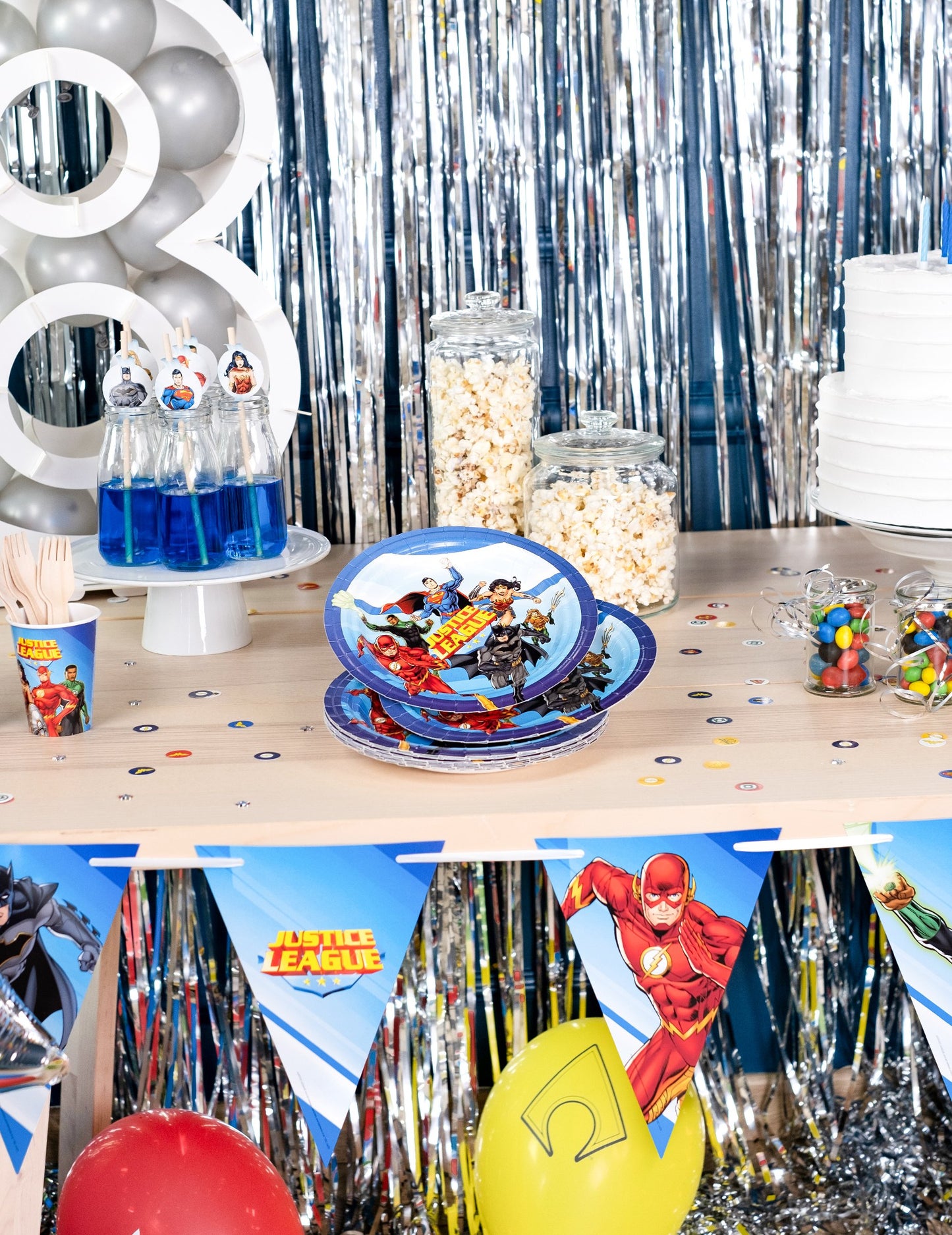 8 kartonske ploče Justice League 23 cm