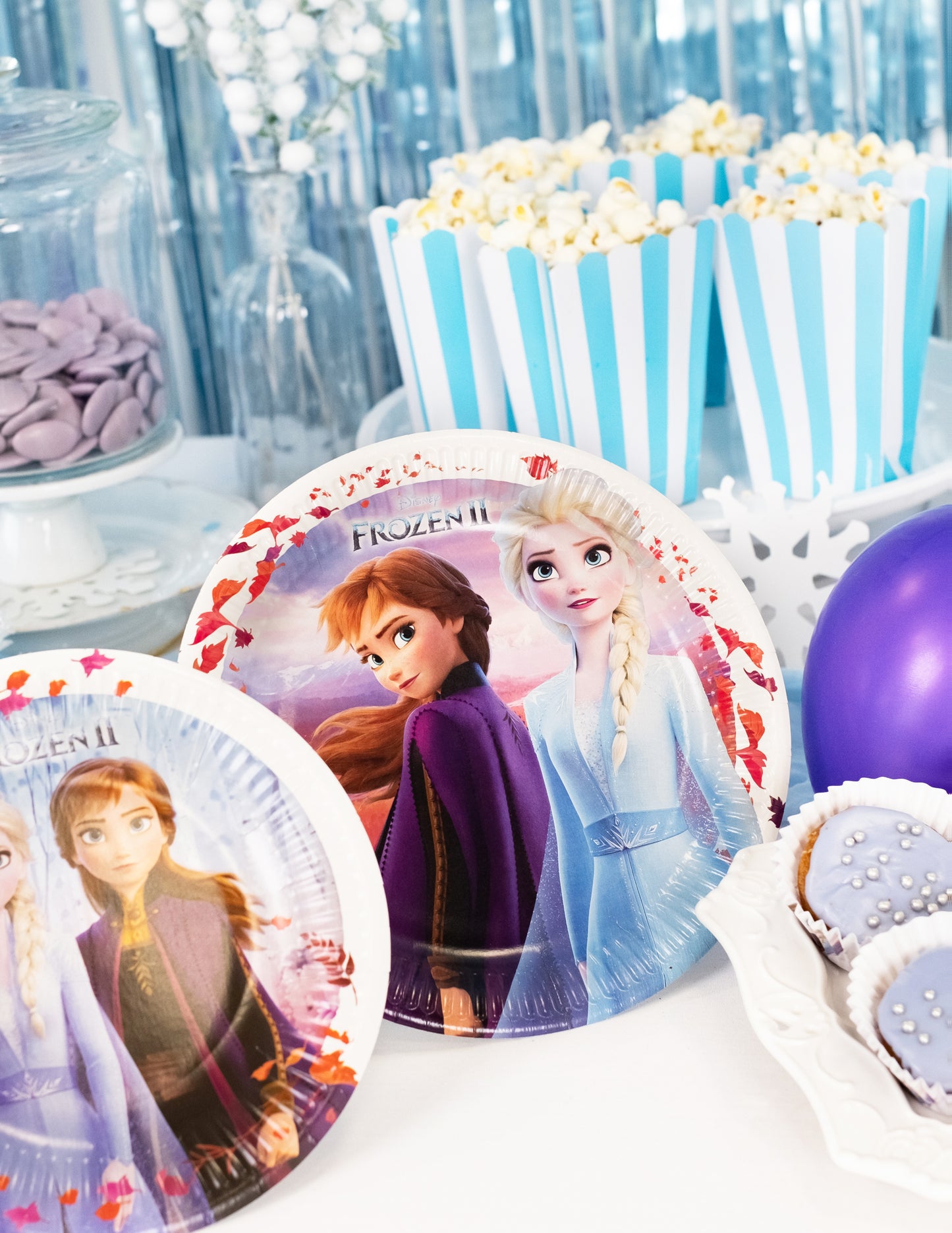 8 kartonske ploče Snježna kraljica 2 23 cm