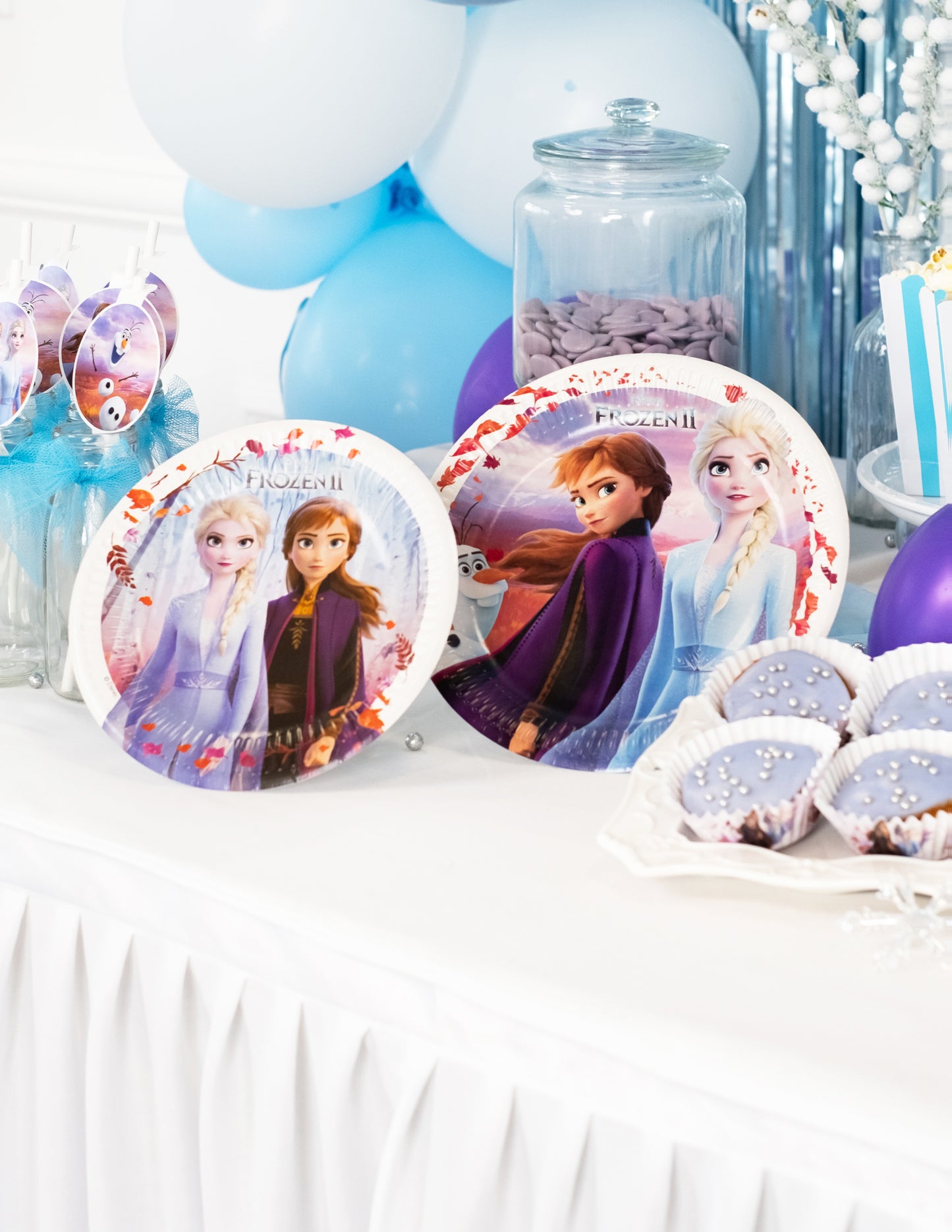 8 kartonske ploče Snježna kraljica 2 23 cm