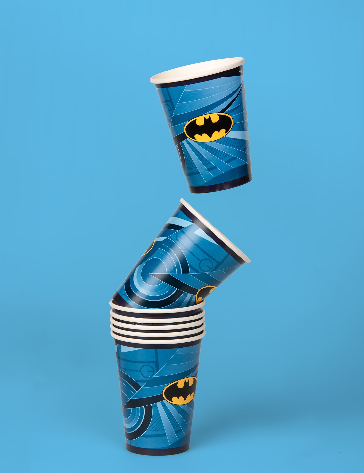 8 Batman Cardboard Cups 210 ml