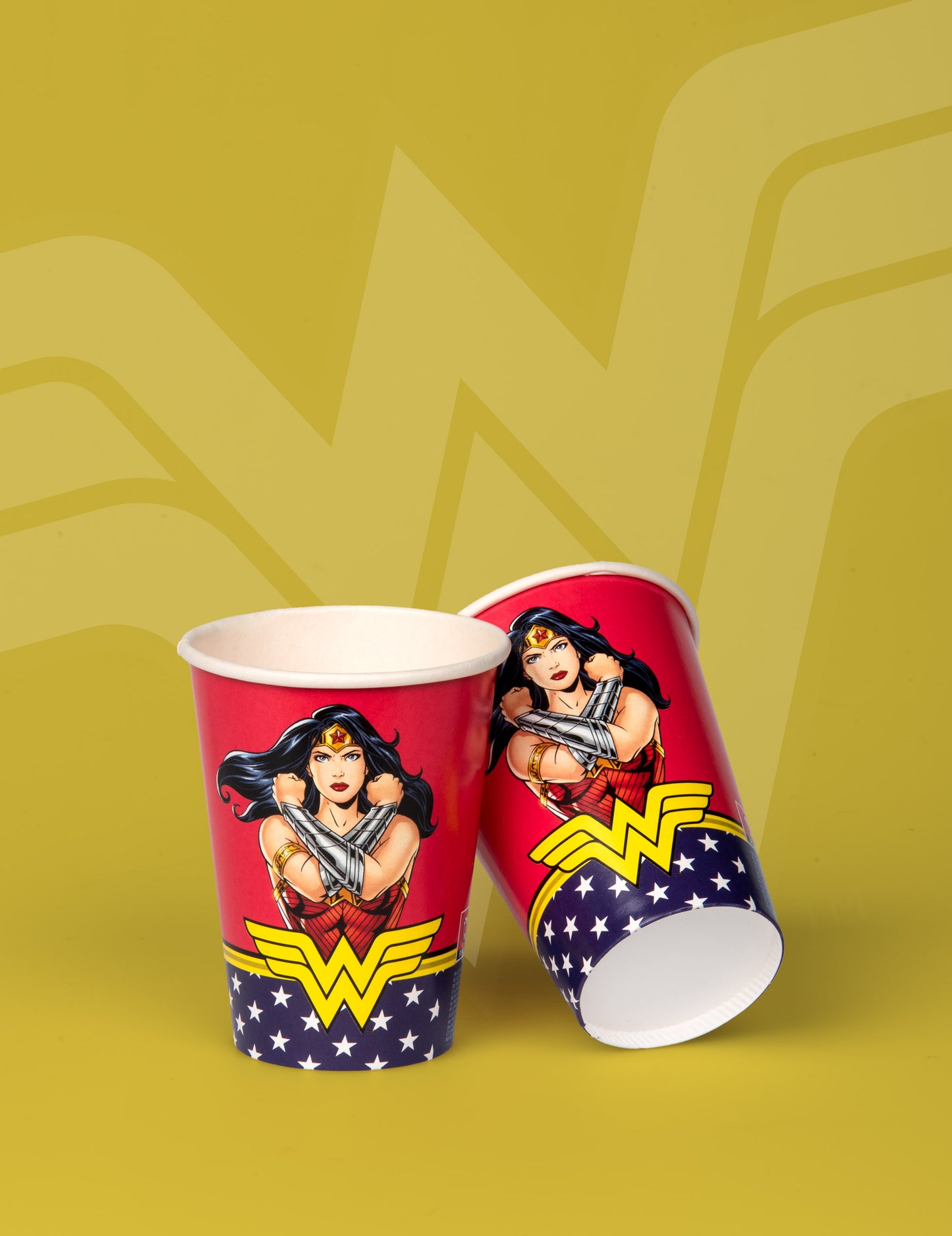 8 Wonder Woman 210 ml kartonske šalice