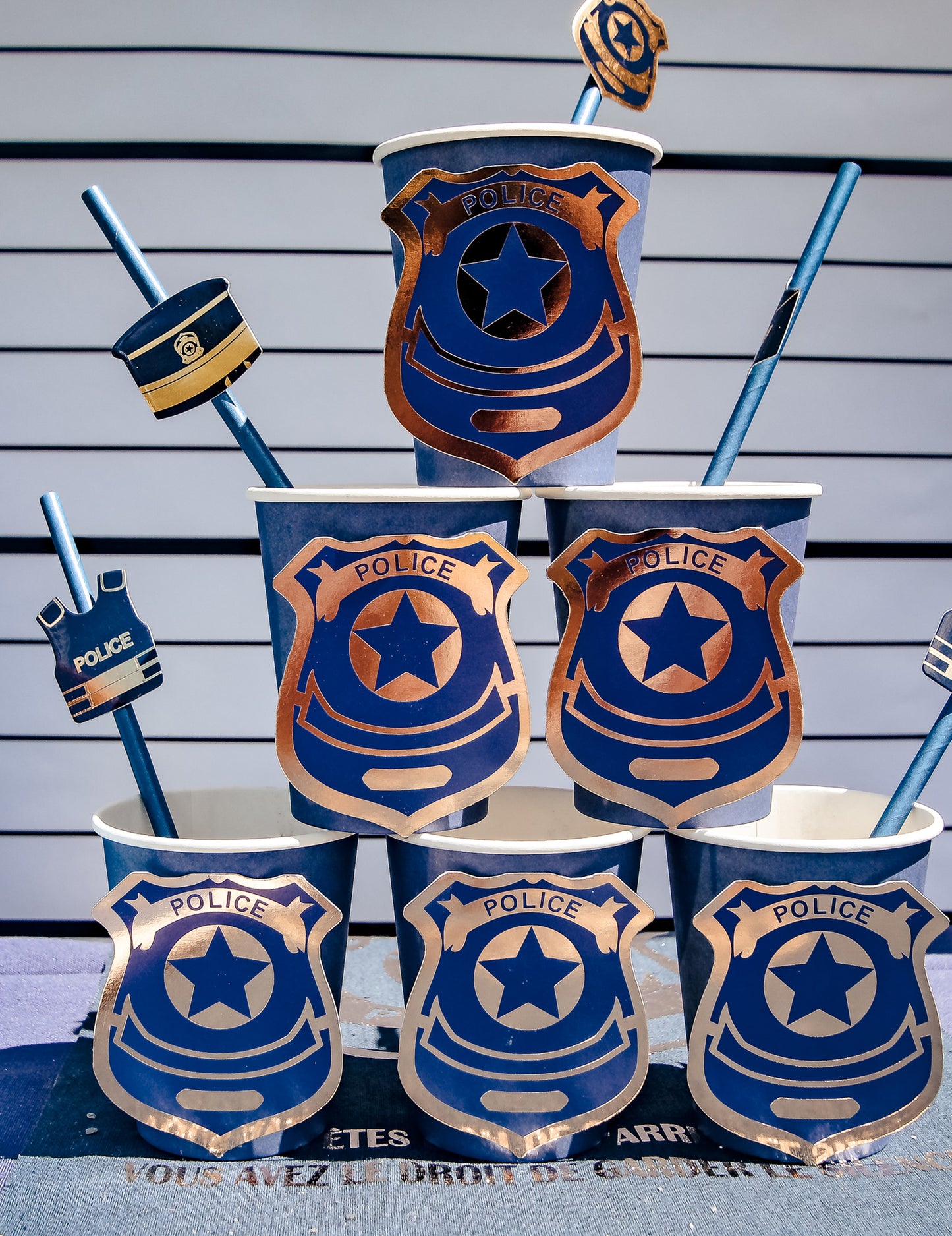 8 Kartonske čaše mornarice i zlatna policija 255 ml