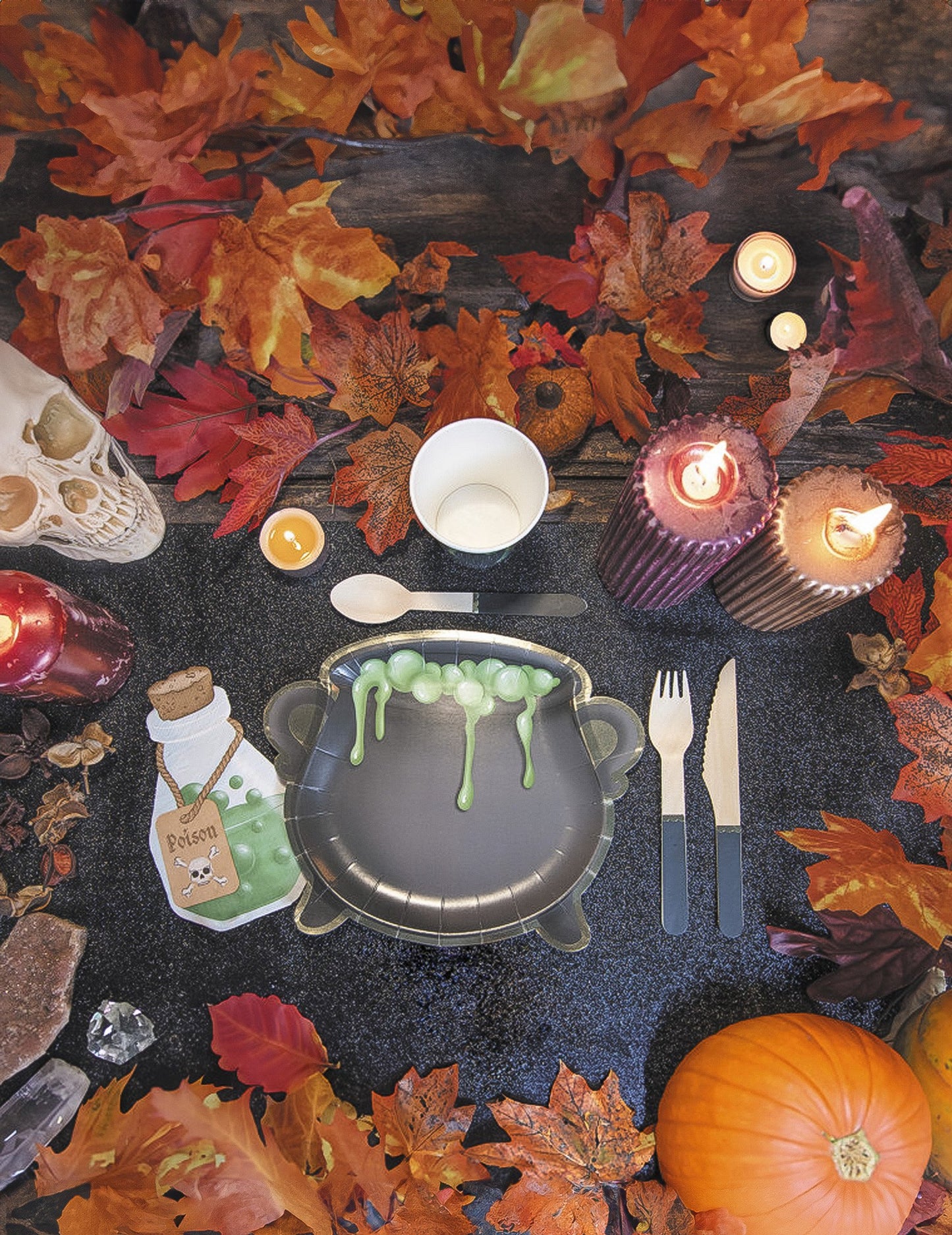 8 malih crnih drvenih noževa 16 cm