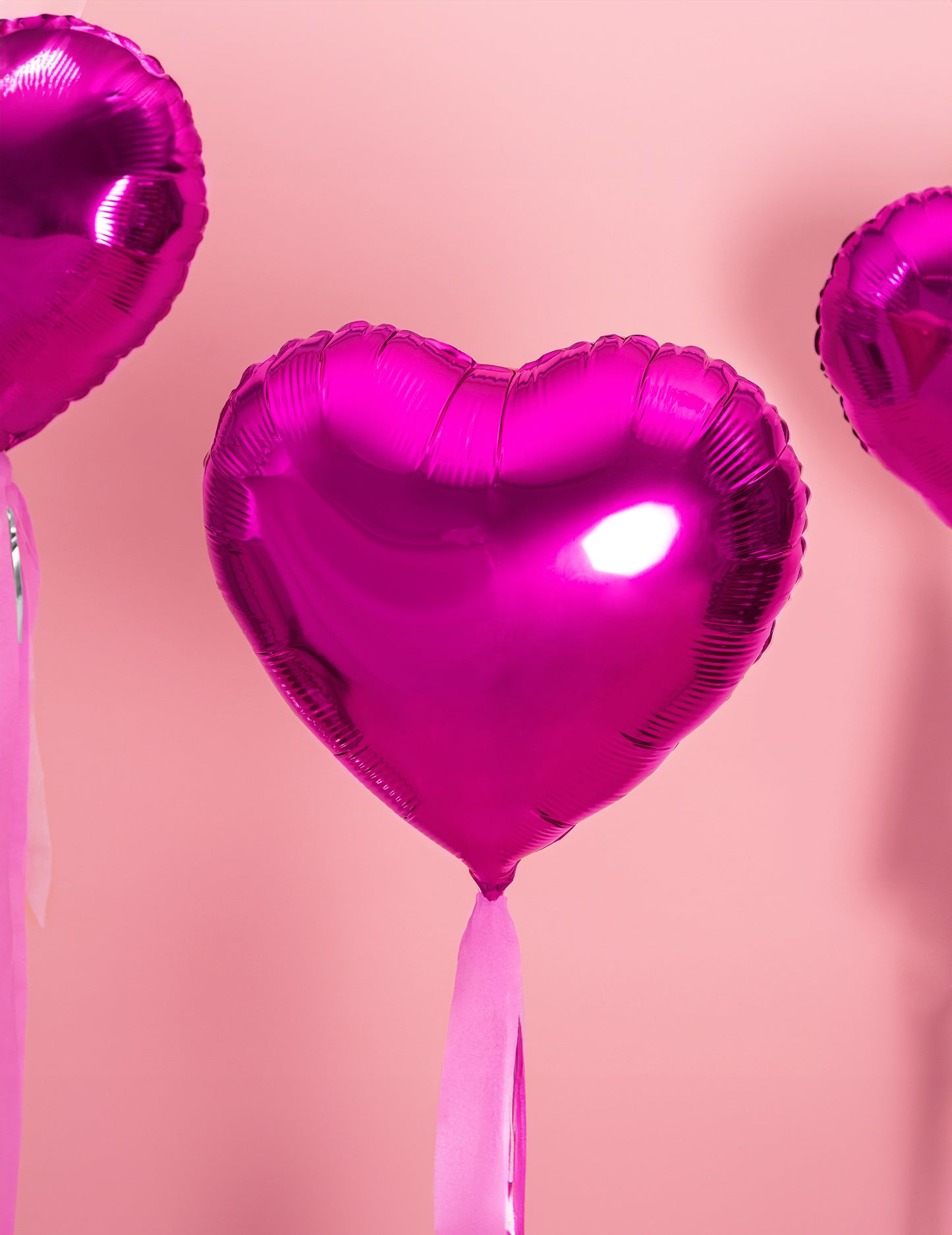 Sjajni ružičasti srčani balon