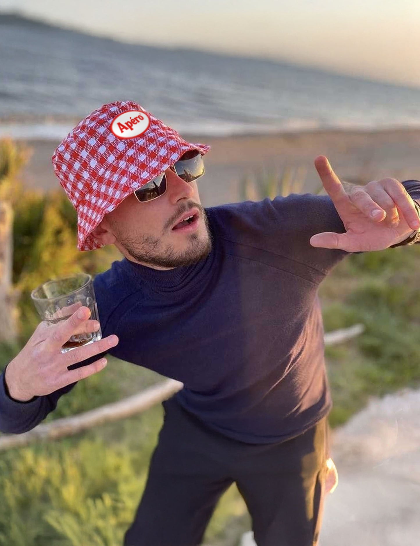 Crveni aperitiv za odrasle