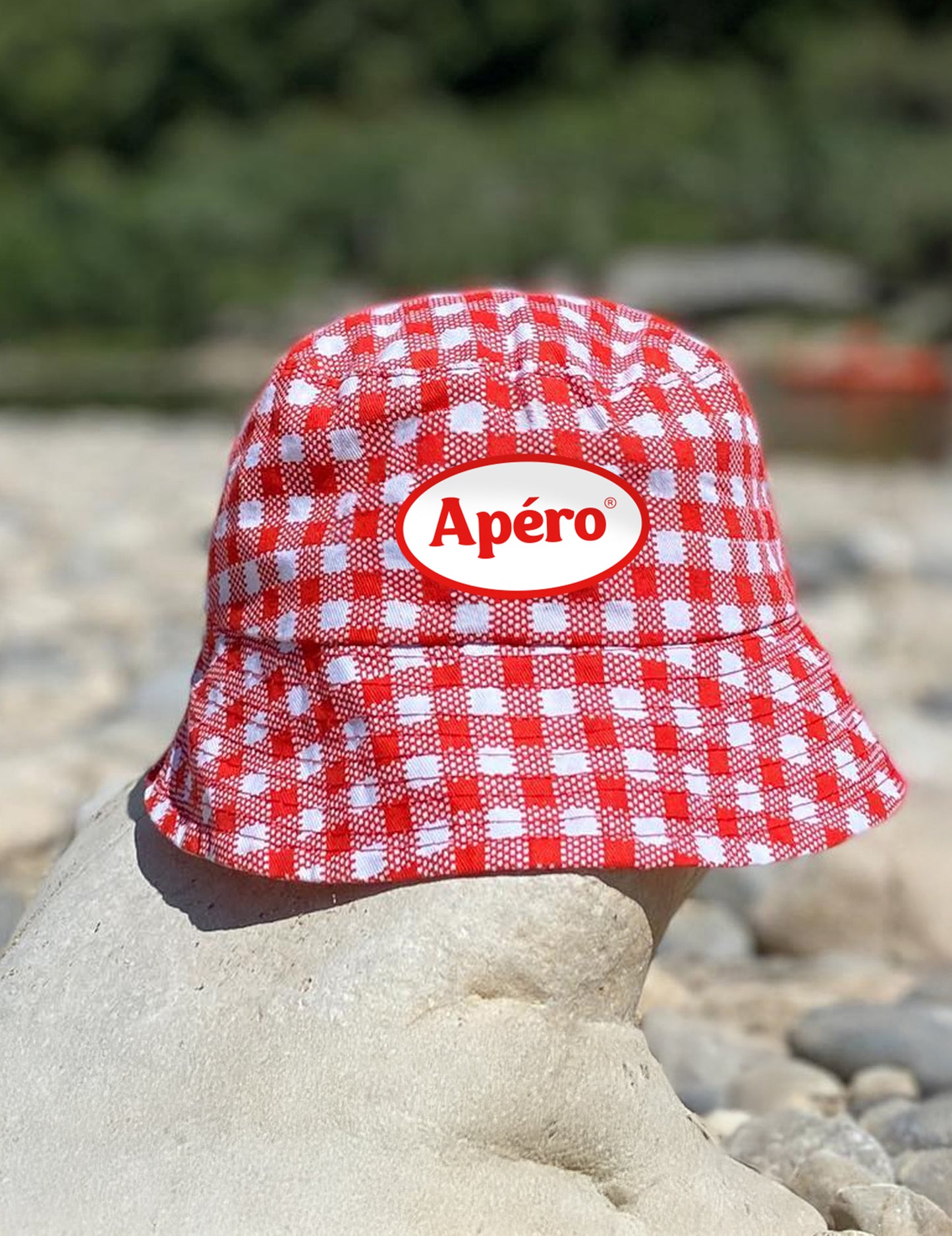 Crveni aperitiv za odrasle