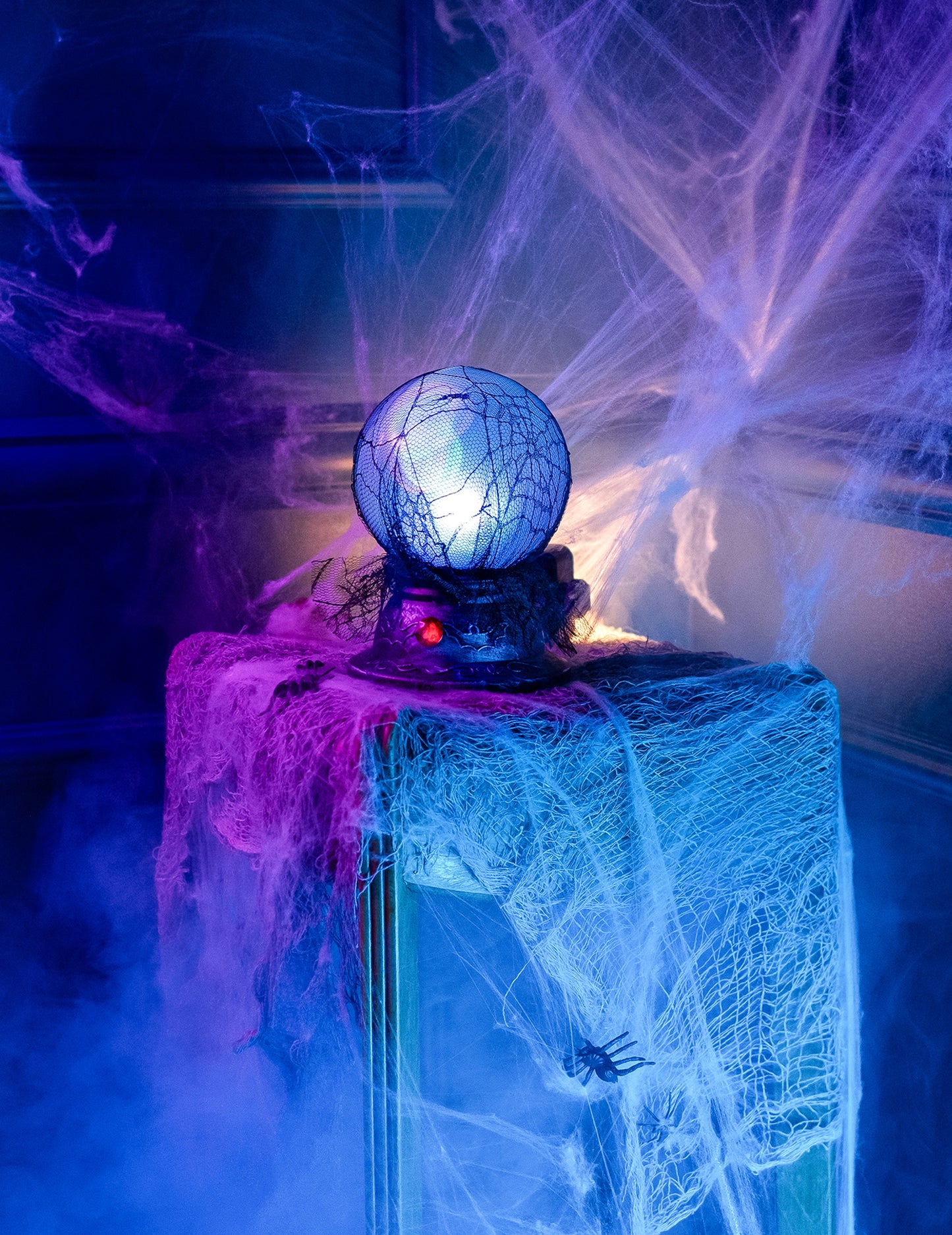 Svjetlosna i zvučna kristalna kugla 19 x 13 cm