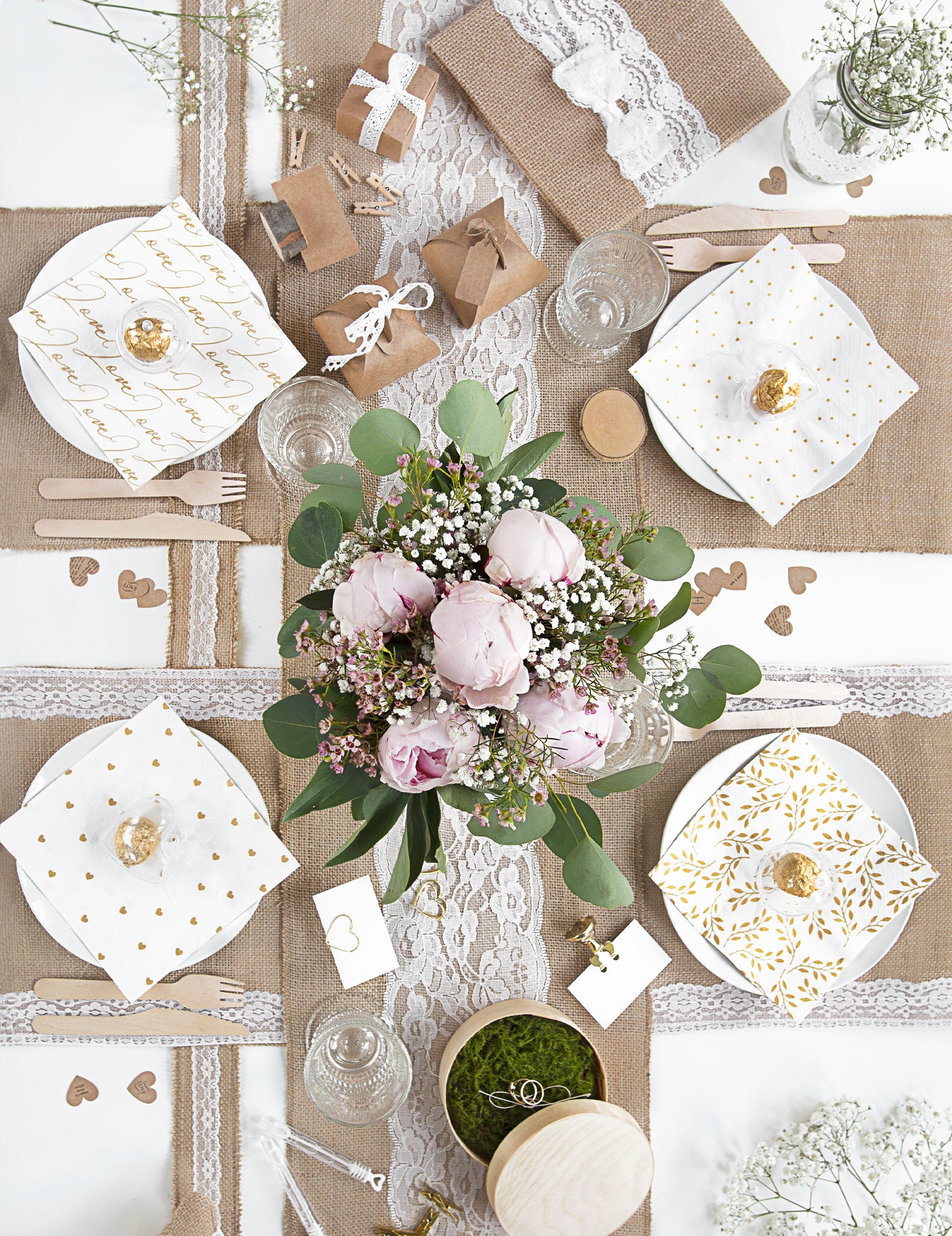 Jutasti nadstolnjak s čipkom u sredini 28 cm x 2,75 m rezna ploča