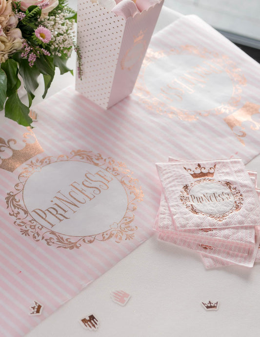 Mise en scène de la décoration de table du chemin de table Princesse