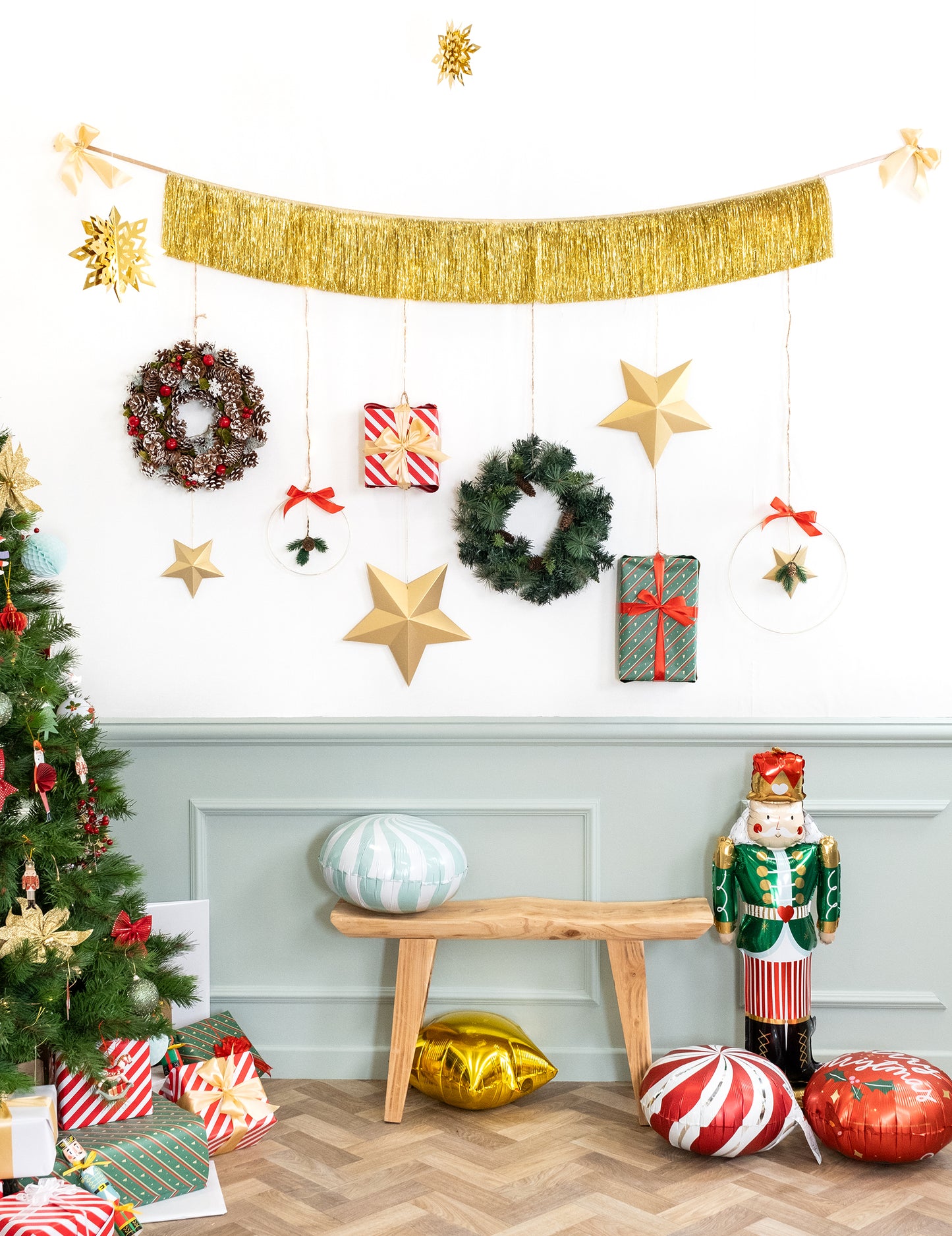 Jela kruna s borovim češerima od 40 cm