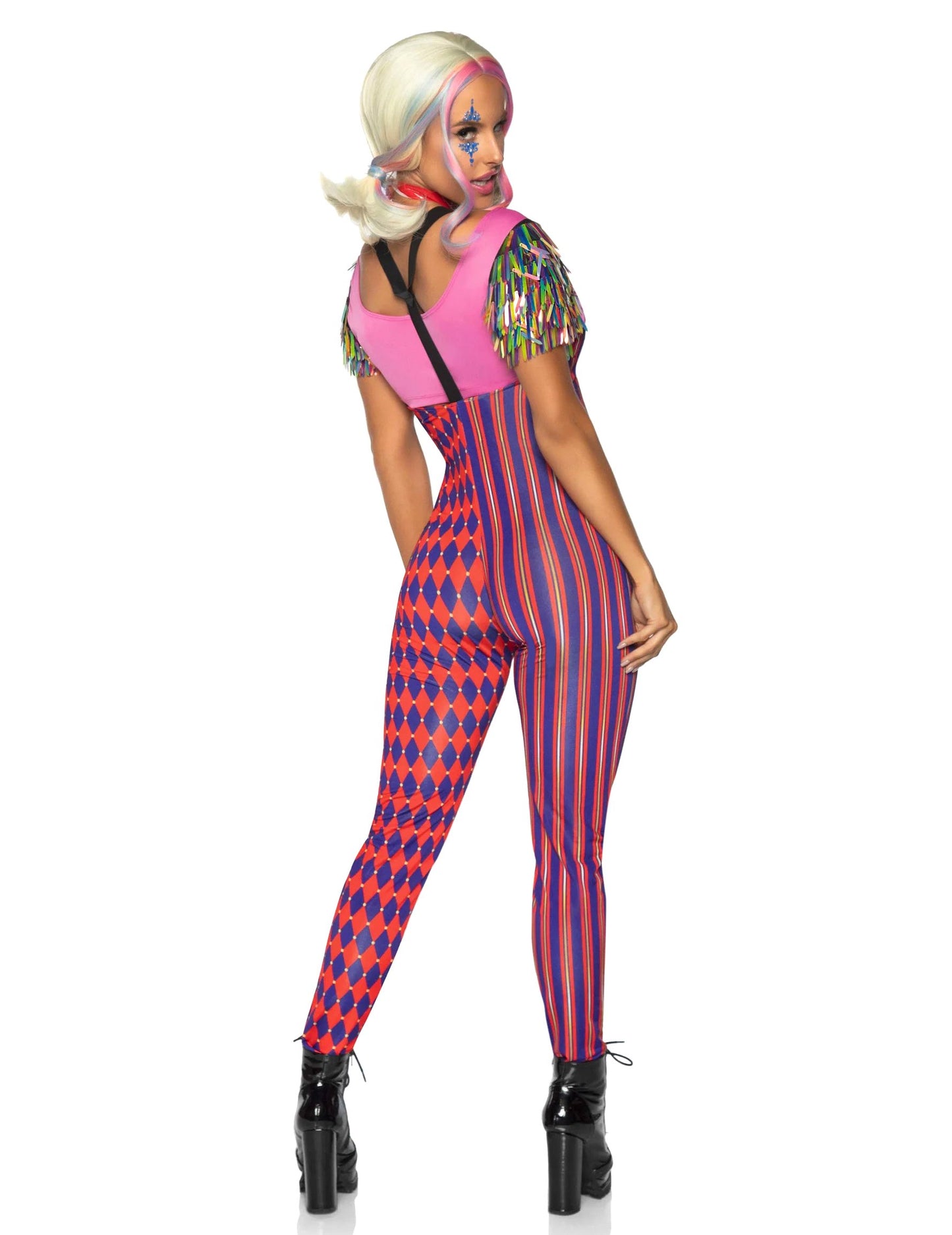 Luksuzno odvratna djevojka uznemirena djevojka žena