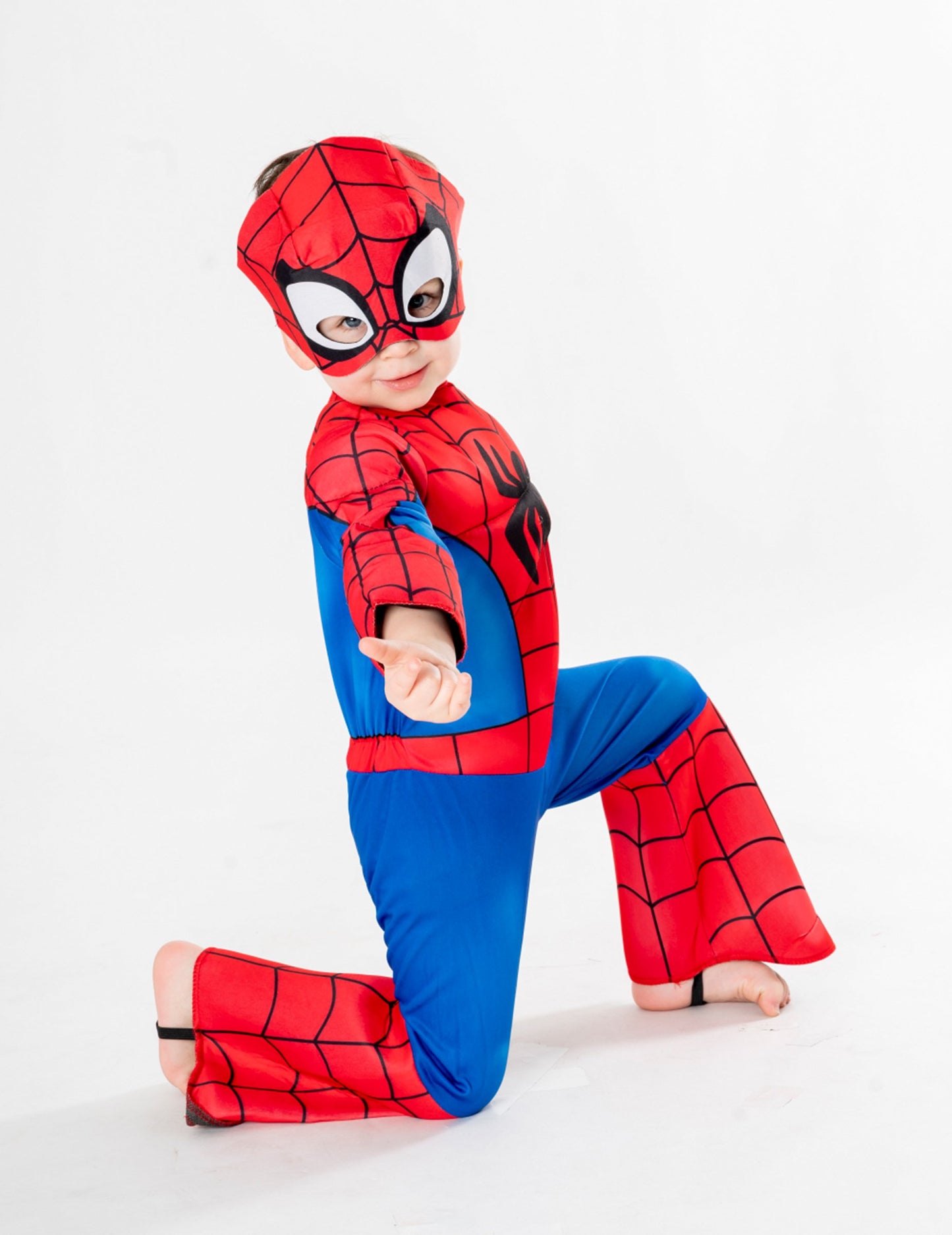 Luksuzni Spidey kostim i njegova izvanredna djeca