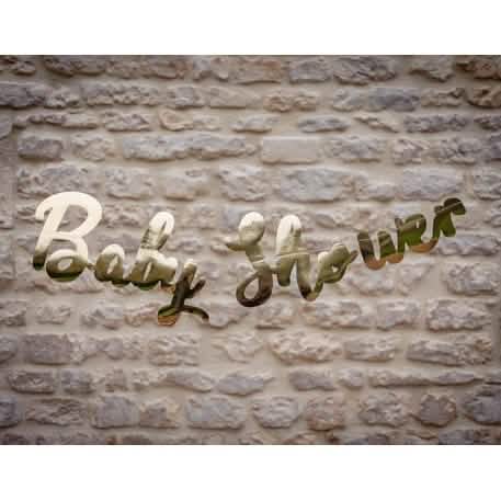 Vue d'ensemble de la guirlande de lettres baby shower doré métallisé