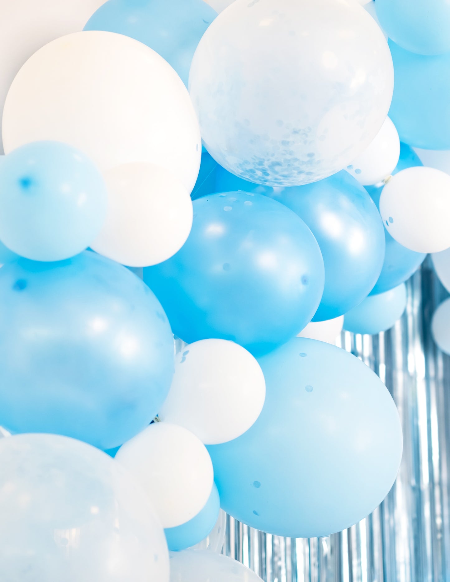 Kit Ark od 70 balona degradiranih plavom bojom