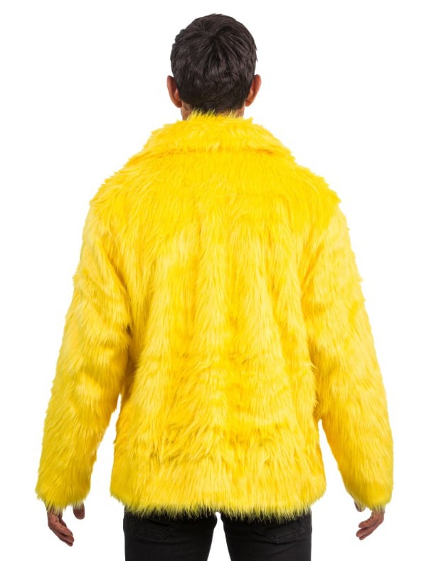 Odrasli žuti od umjetnih krznih kaputa