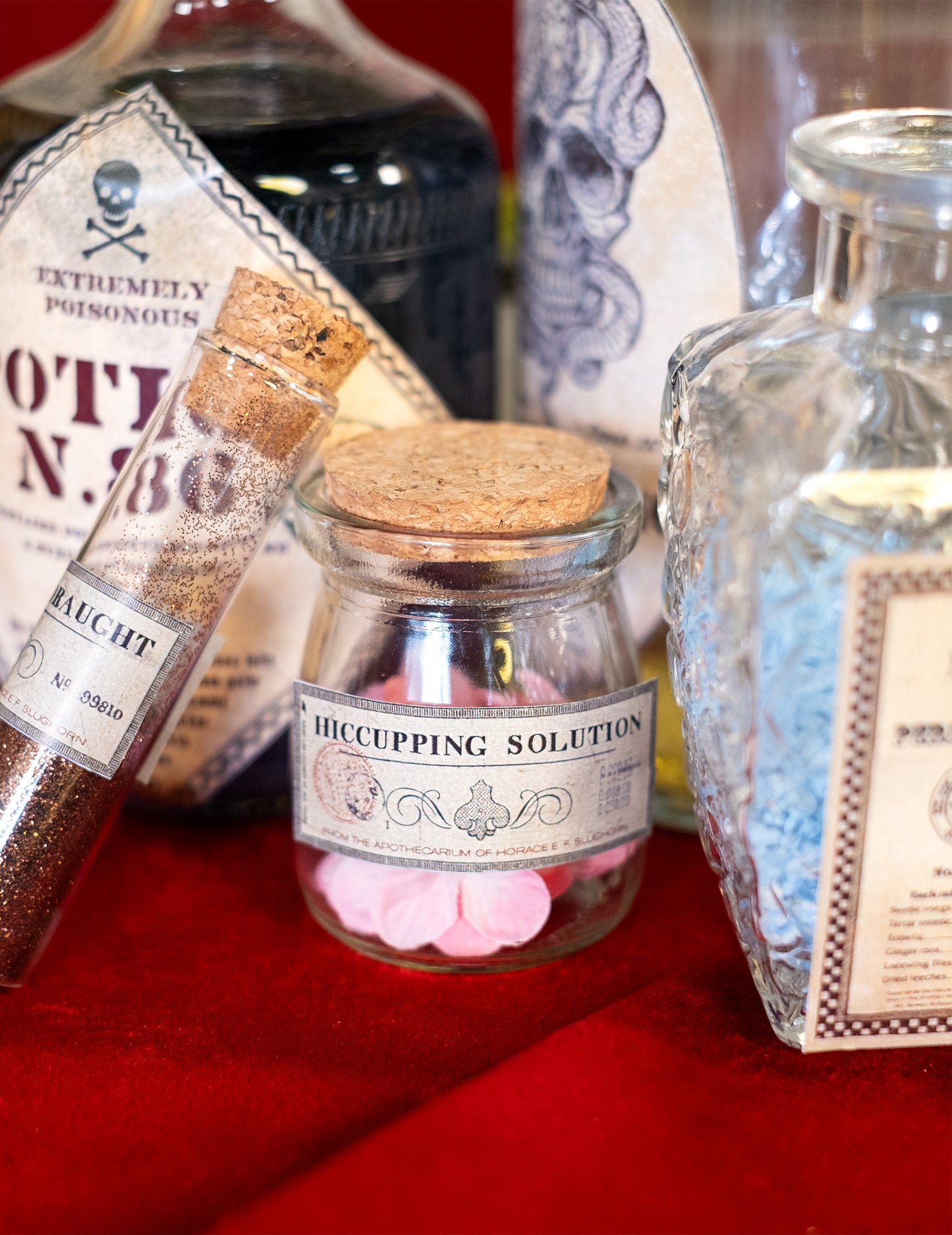 Mala staklena staklenka s čep od pluta 8 cm