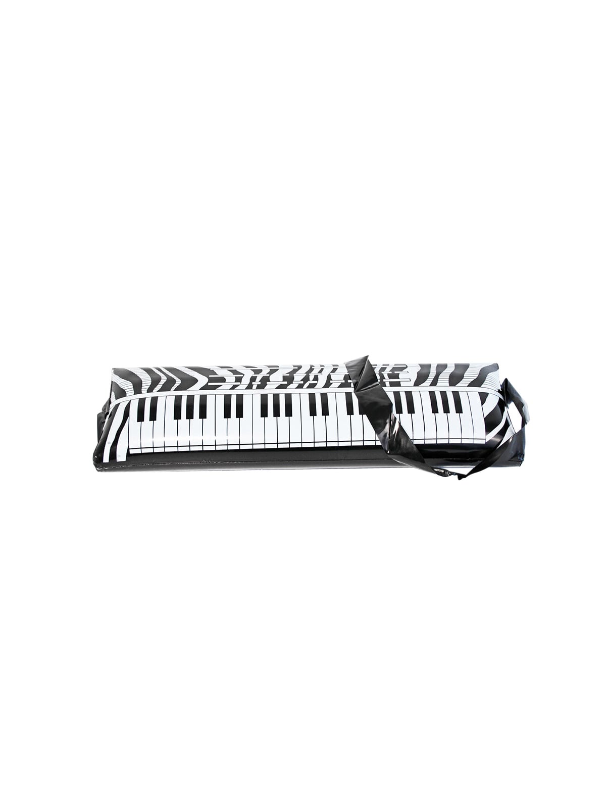 Vue de face du piano gonflable musique