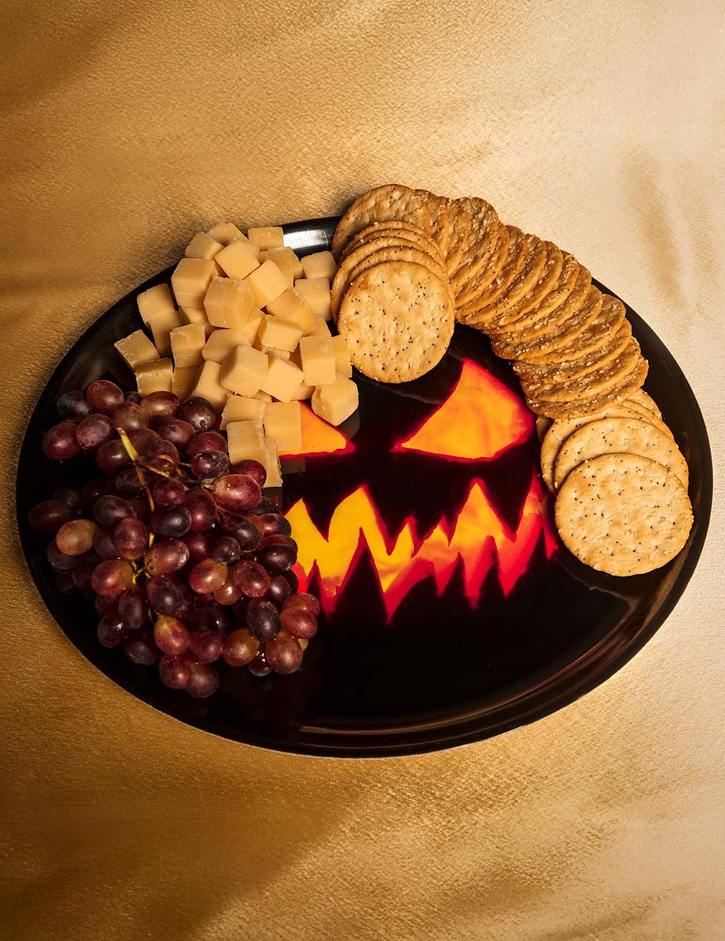 Zastrašujuća okrugla ladica od bundeve 34,5 cm