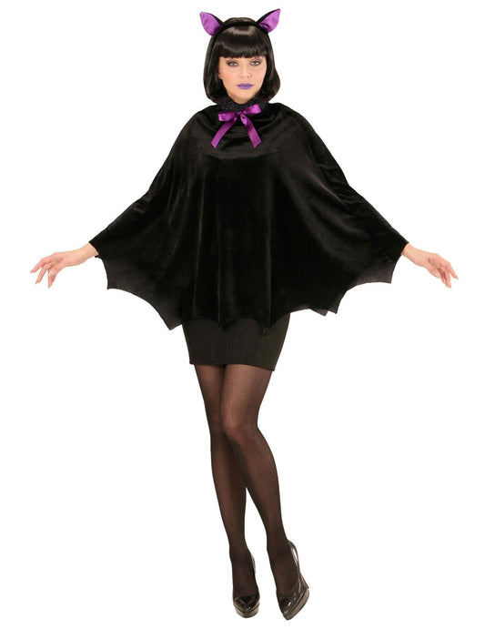 Vue de face du poncho chauve souris