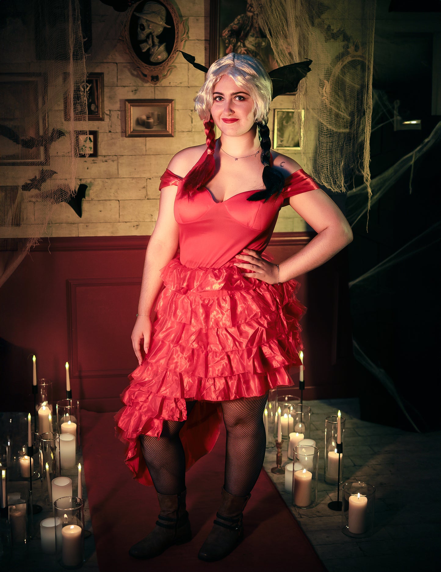 Ženska luda crvena kurlekinska haljina