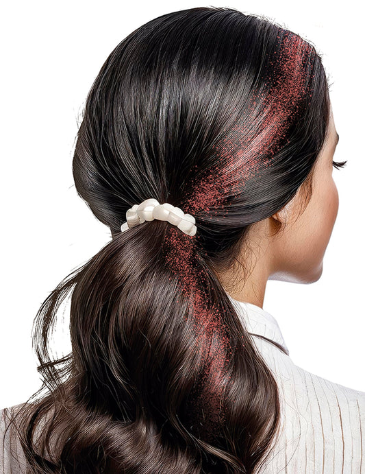 Rendu sur les cheveux du spray à paillettes pour cheveux rouge scintillant
