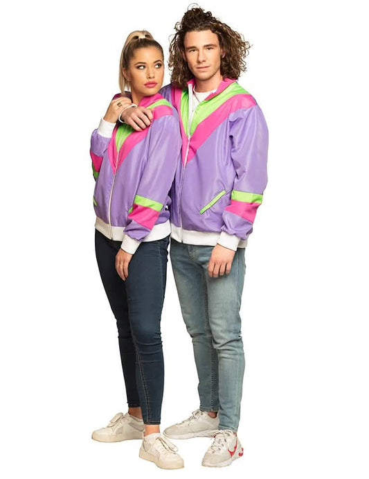 Vue du couple avec la veste jogging rétro pour femme
