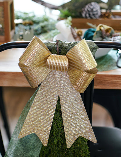 Sjajna zlatna mašna 23 x 38 cm 