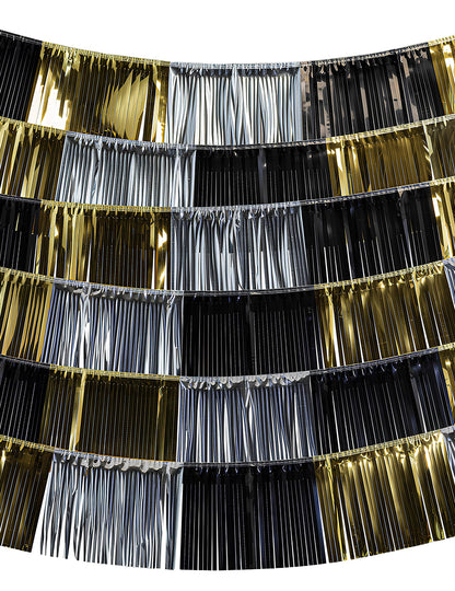 1 pozadina 6 metaliziranih resastih girlandi 150 x 26 cm 