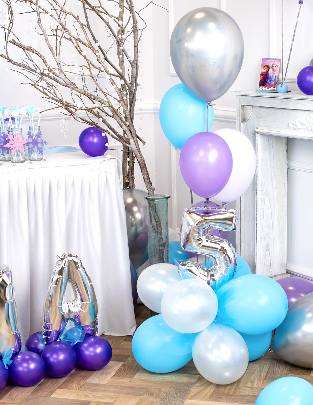 Mise en situation de décoration du ballon de baudruche pour fête