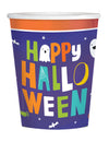Gros plan sur une décoration de table avec le gobelet en carton Halloween friends