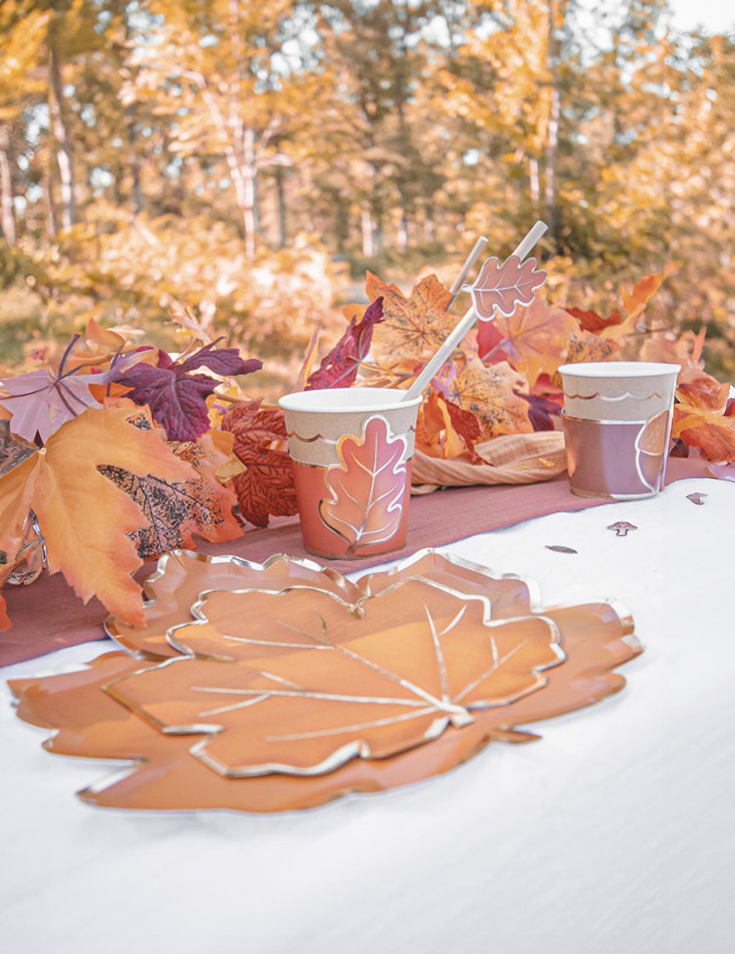 16 serviettes en papier feuille d'automne orange et dorées
