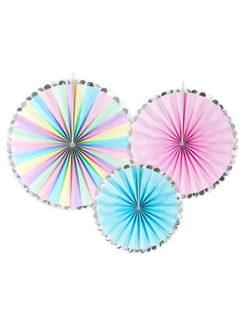 3 pastelne i srebrne ukrasne rozete 30, 25 i 21 cm