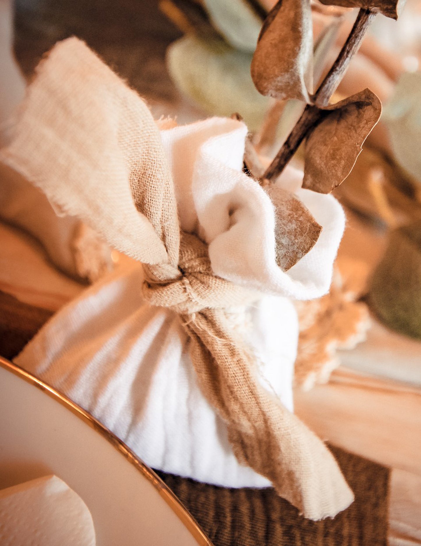 4 pochons en gaze de coton blanc 8 x 10 cm avec ruban