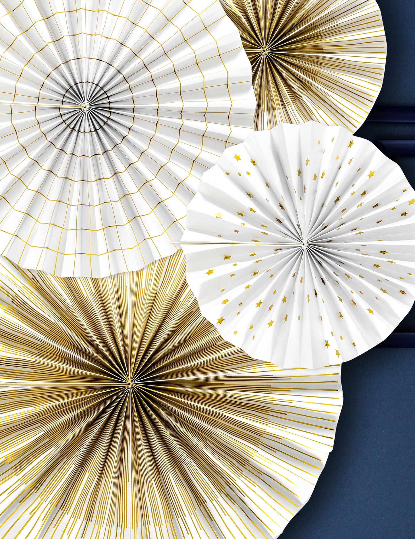 4 ukrasne i zlatne papirne rozete 23, 32, 40 cm