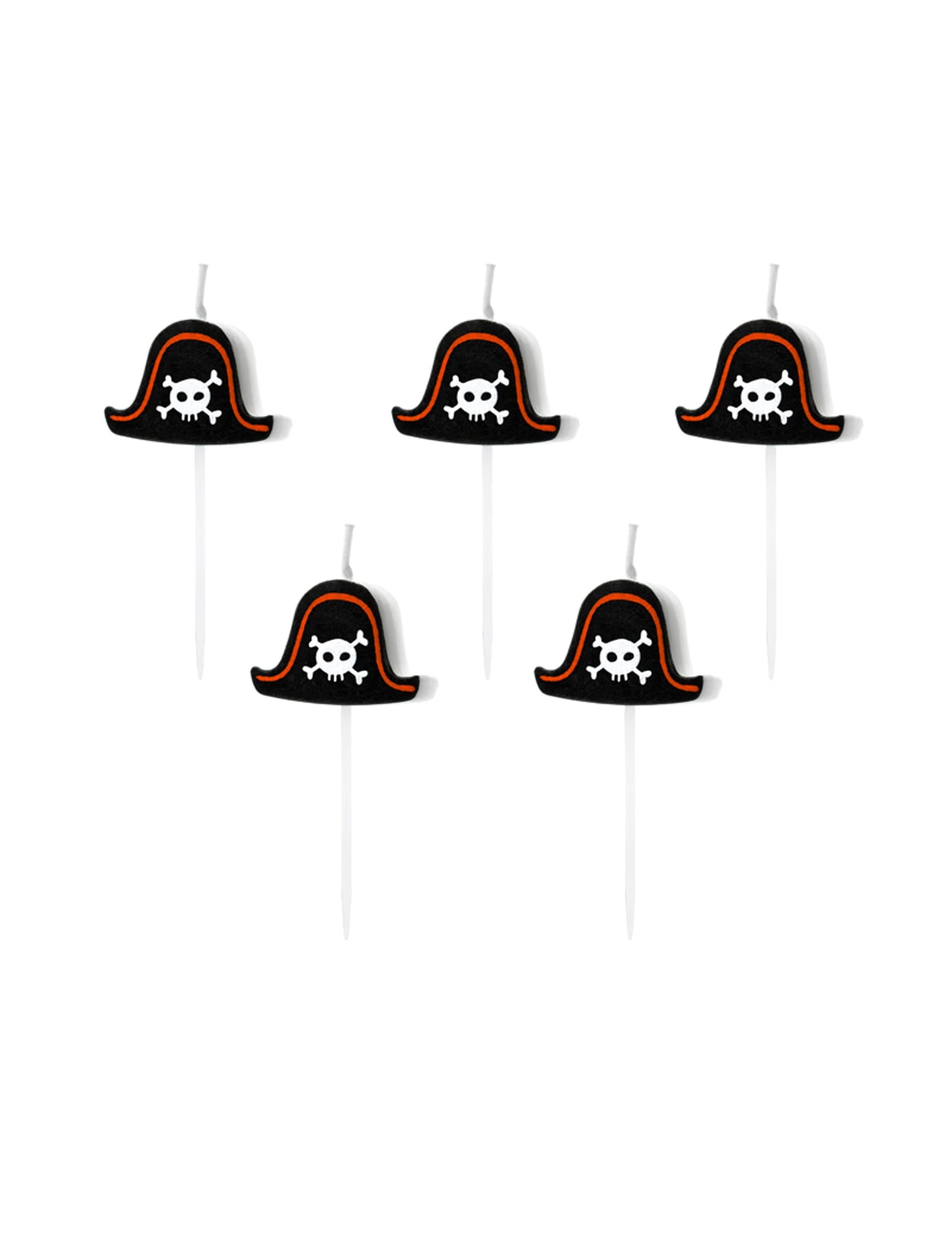 Mise en situation des bougies d'anniversaire sur pic chapeaux pirates