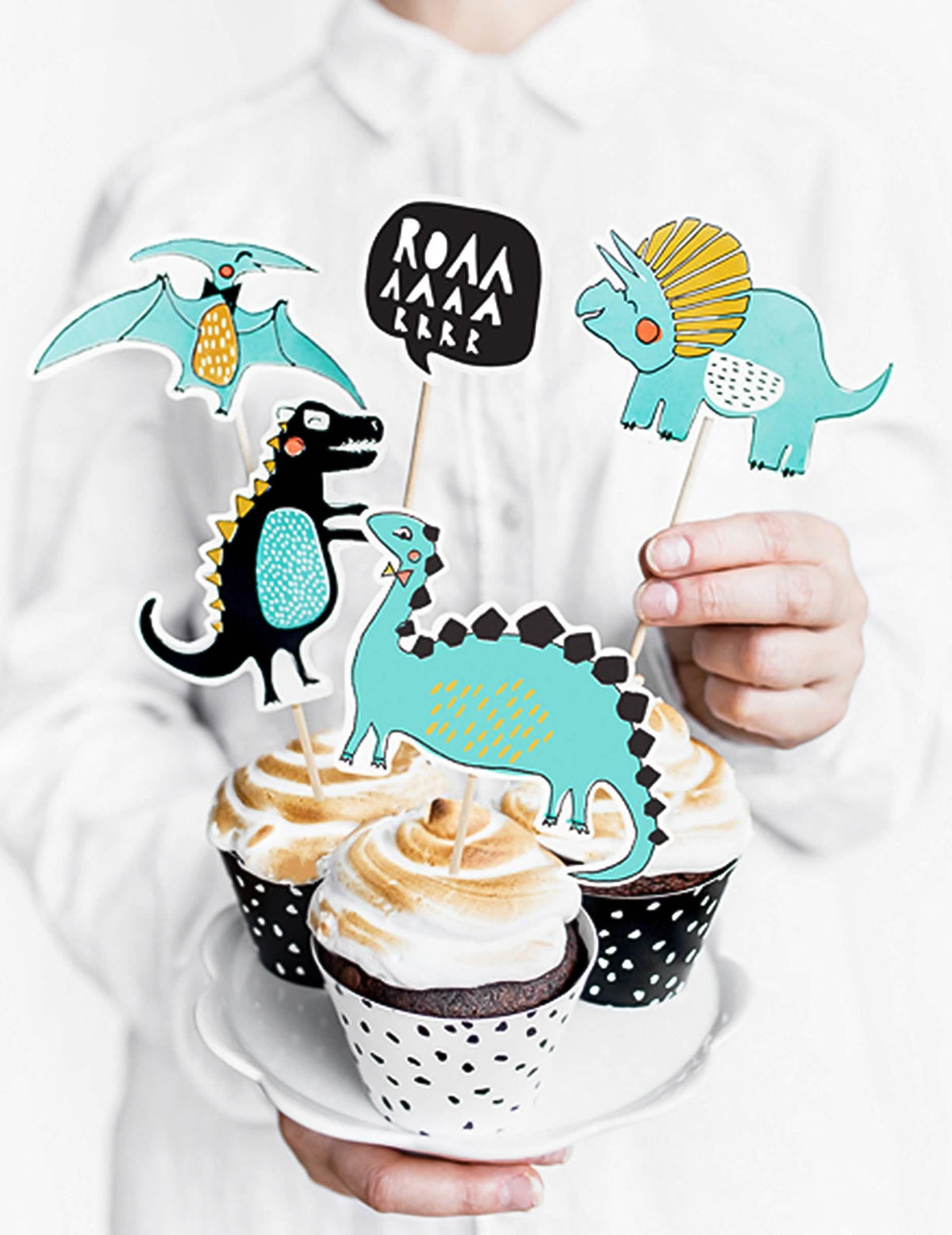 Postavka na cupcakes od kartonskih toppers s dinosaurima