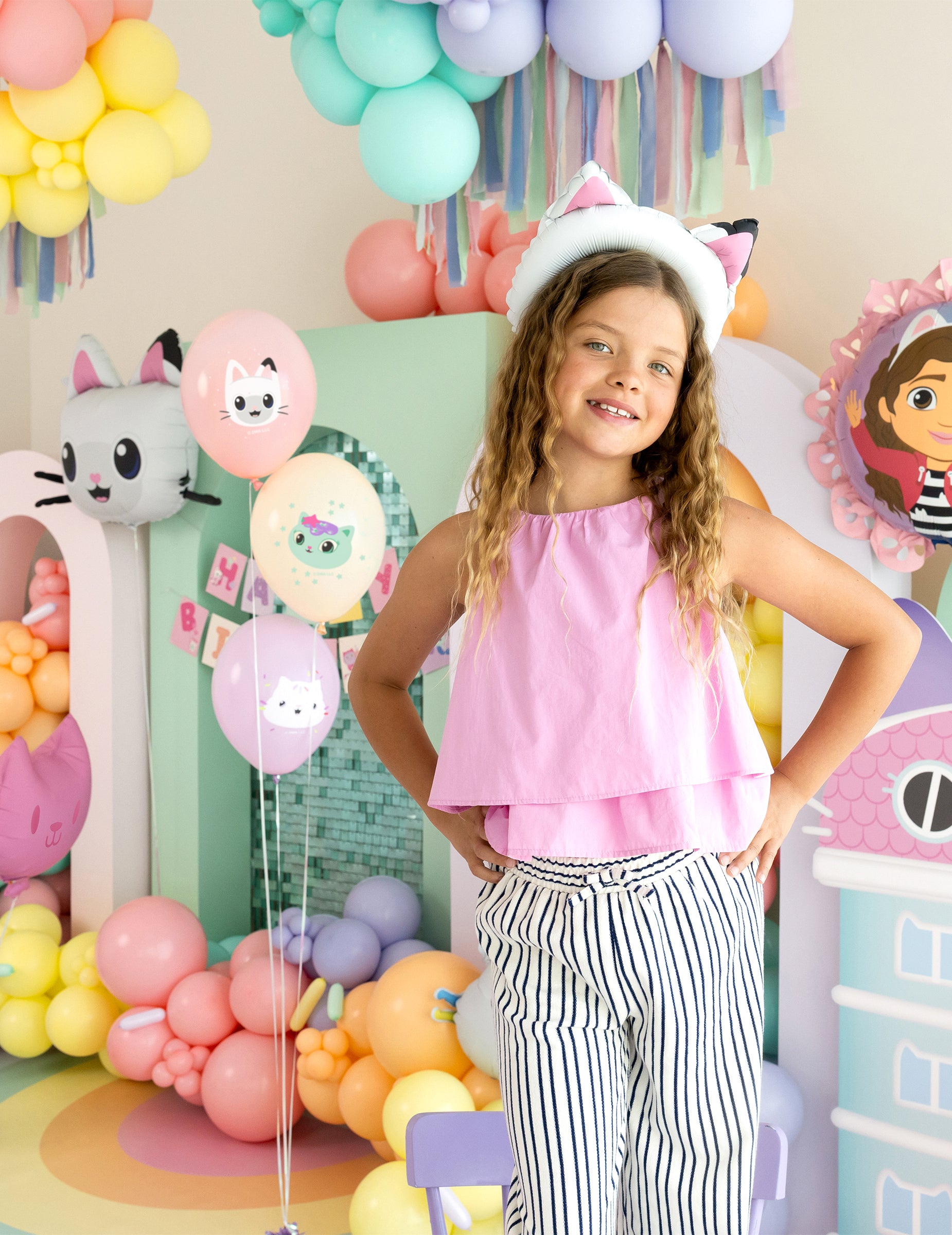 Mise en situation lors d'un anniversaire des ballons latex Gabby et la maison magique
