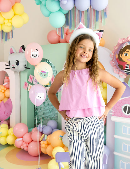 Mise en situation lors d'un anniversaire des ballons latex Gabby et la maison magique