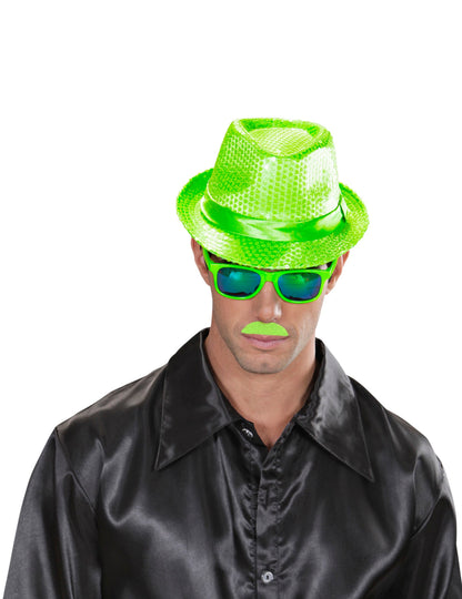 1 odrasli fluorescentni zeleni brkovi