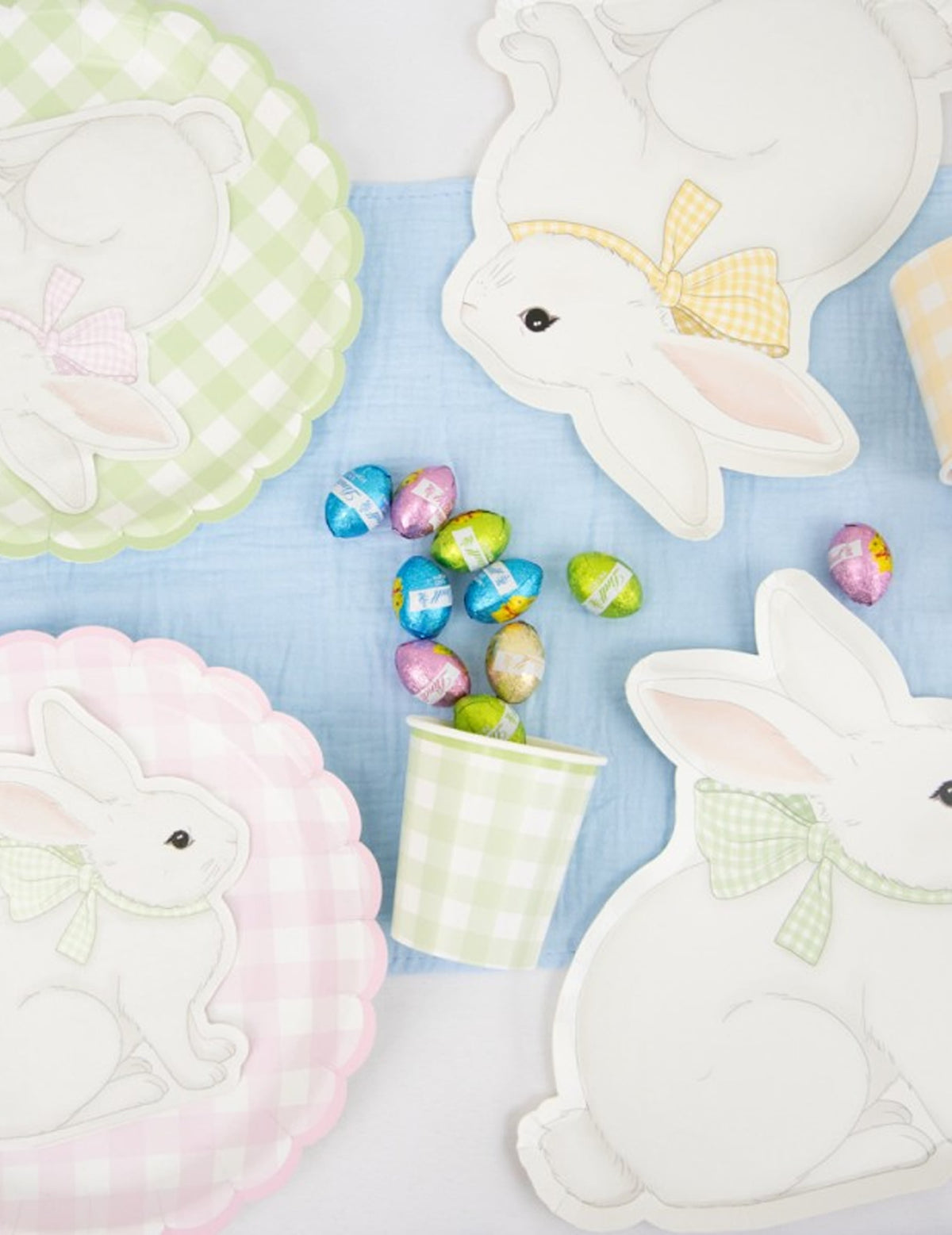 Mise en situation de table des assiettes en carton Mon Lapin