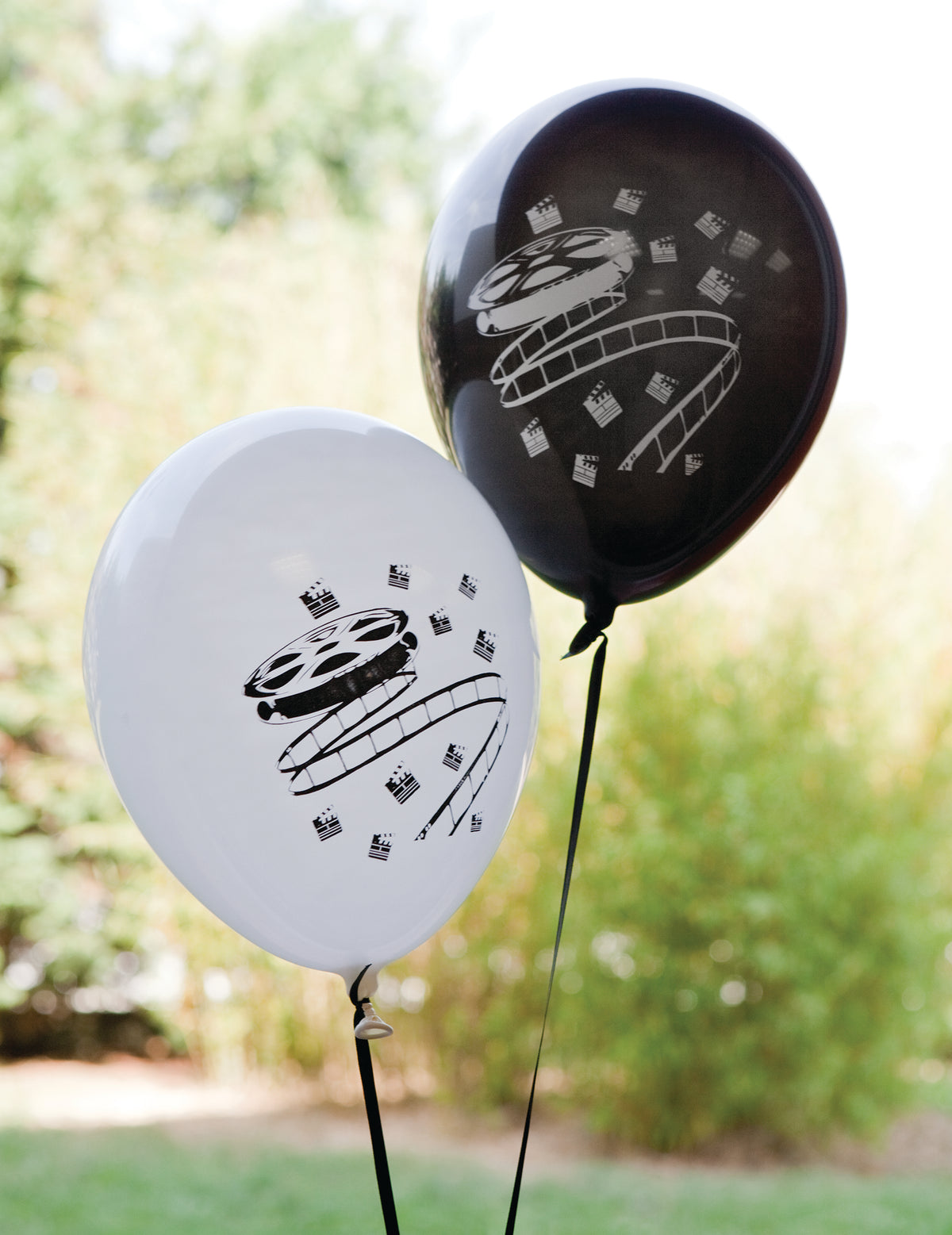 Gros plan sur les motifs des ballons en latex cinéma
