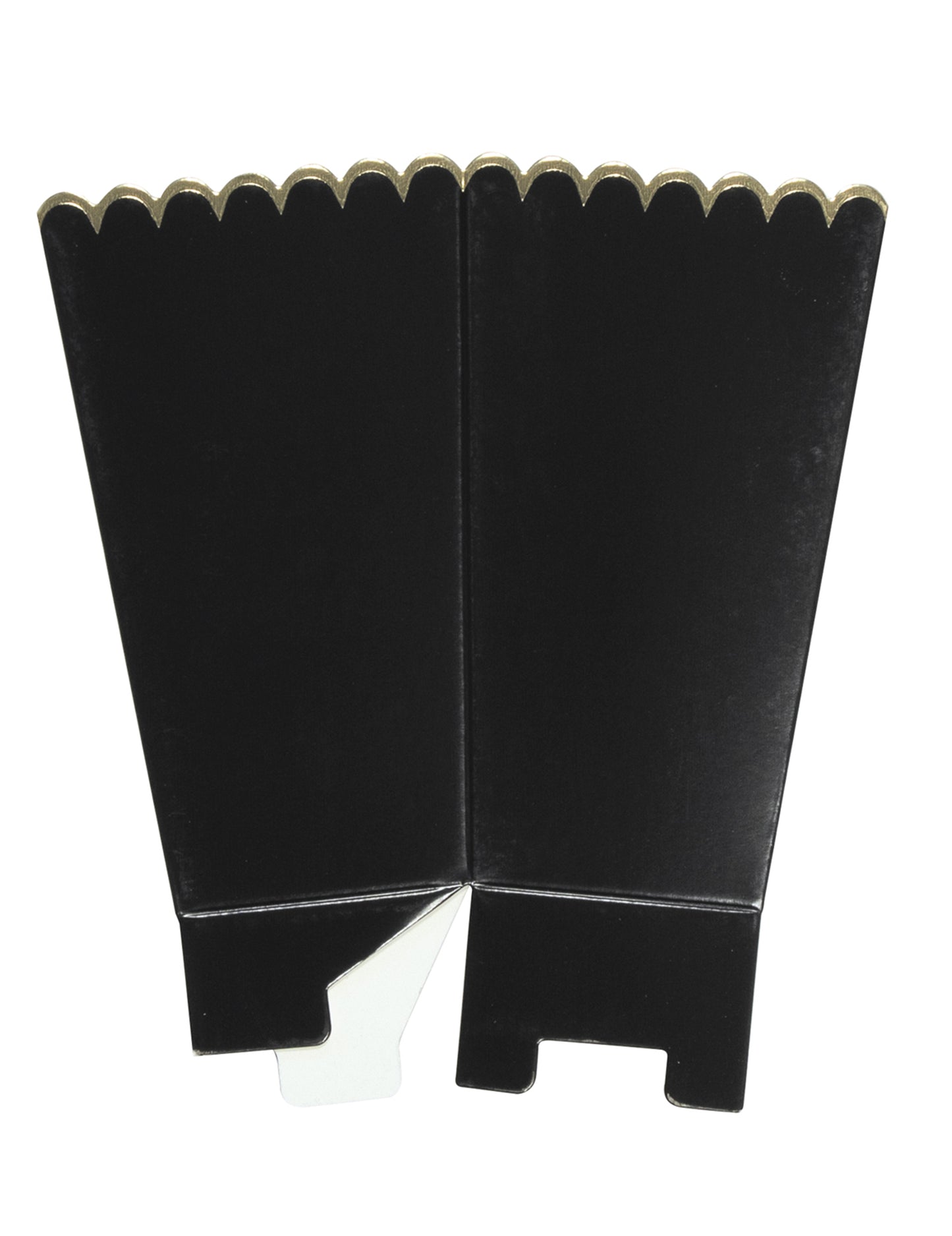 8 crnih kokica i zlatnih kutija 12,5 x 7 cm