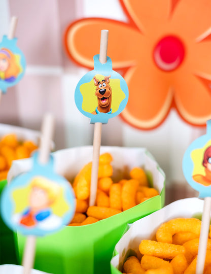 8 slamna medaljona u Scooby-Doo 20cm kartonu